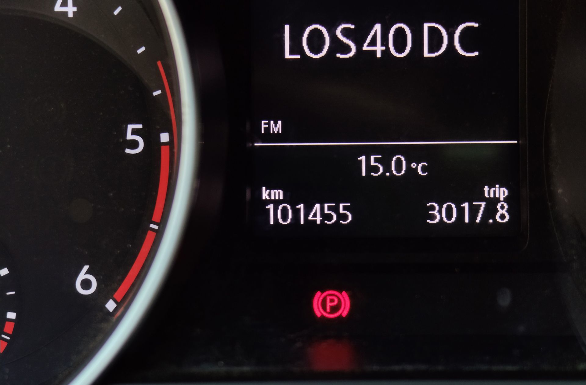Volkswagen Tiguan Edition 2.0 TDI BMT - foto 10