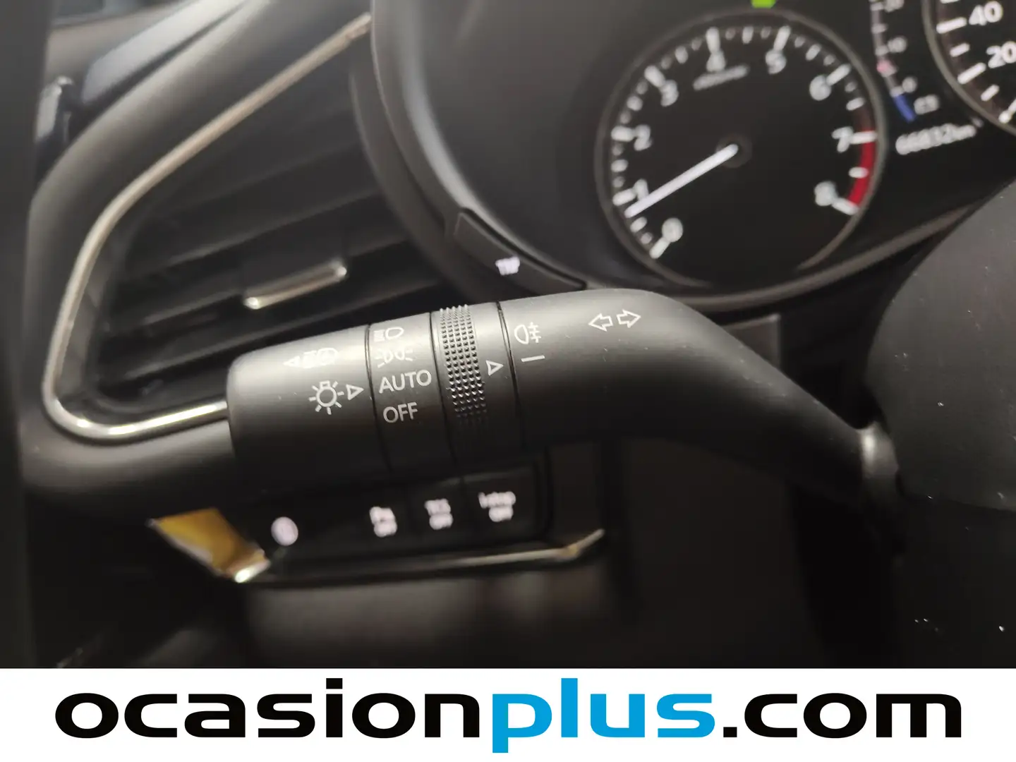 Foto Mazda CX-30 Mazda CX-30 2.0 Skyactiv-X Zenith (180 CV)