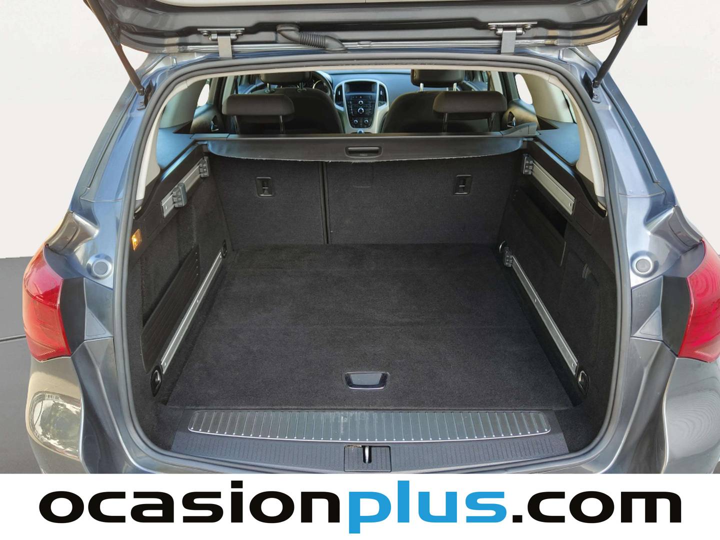 Fotos maletero Opel Astra Opel Astra Sports Tourer 1.4 Turbo Enjoy (140 CV)