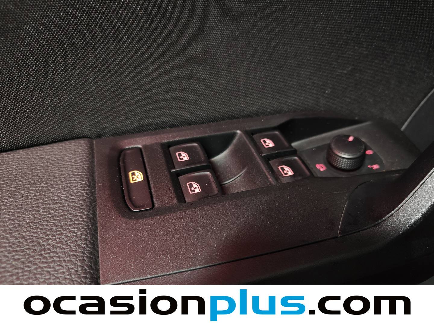 Seat Arona Seat Arona 1.0 TSI Ecomotive FR Edition (115 CV) de segunda mano