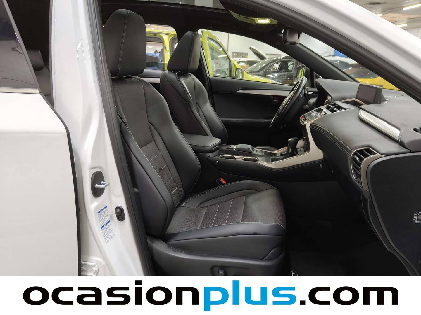 Foto Lexus NX Lexus NX Sport Panorámico 4WD  (197 CV)