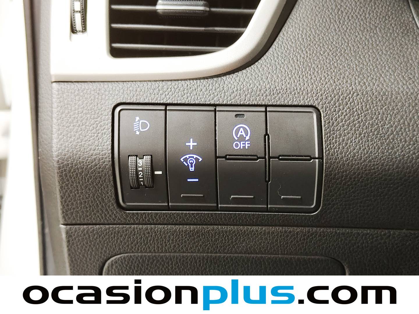 Foto Hyundai i30 Hyundai i30 1.4 MPI BlueDrive 25 Aniversario (100 CV)