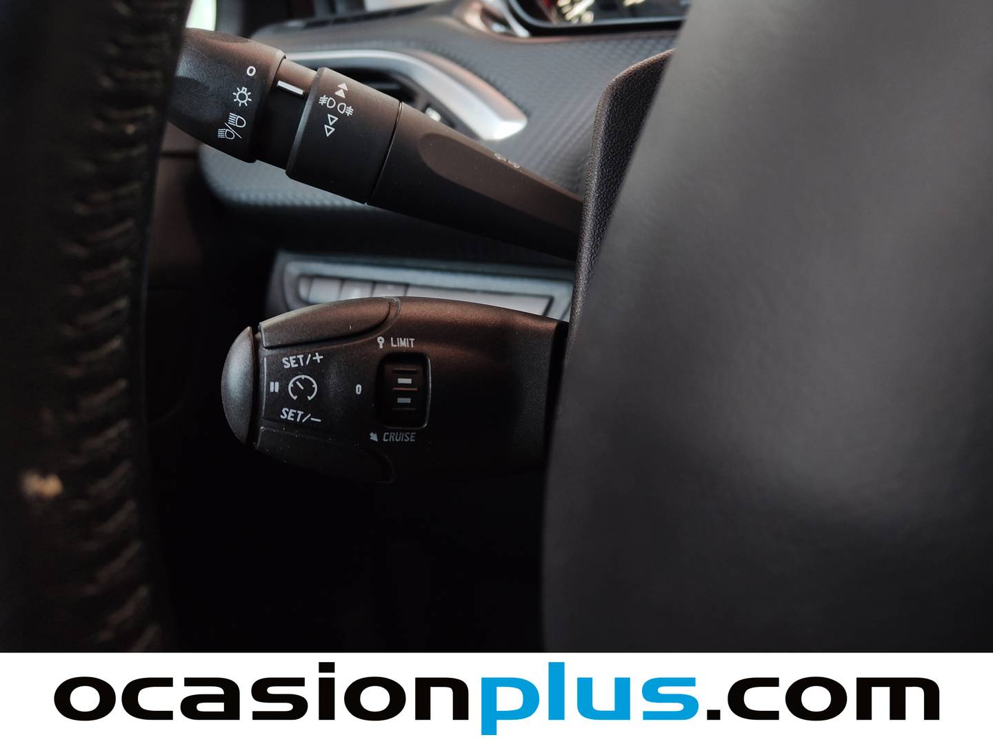 Extras y acabados del Peugeot 2008 Peugeot 2008 e-HDI 92 Active (92 CV)