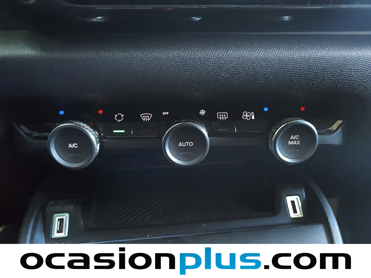 Foto Citroën C4 Citroen C4 PureTech 130 S&S Shine (130 CV)