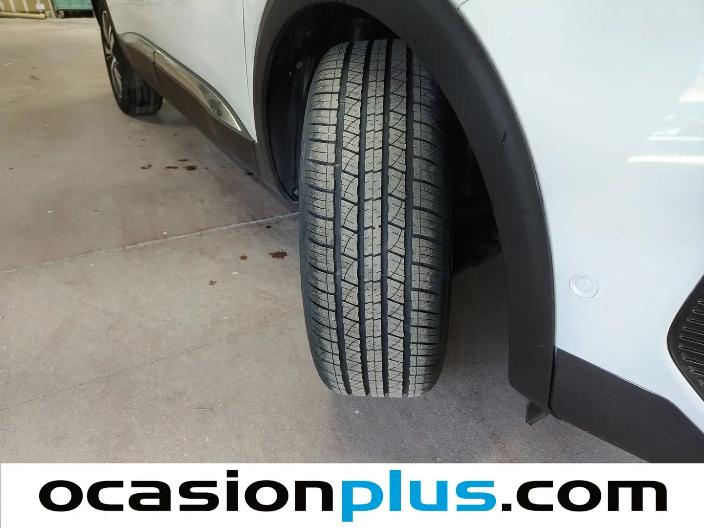 Foto Peugeot 5008 Peugeot 5008 BlueHDi 130 S&S Roadtrip EAT8 (130 CV) 7 Plazas