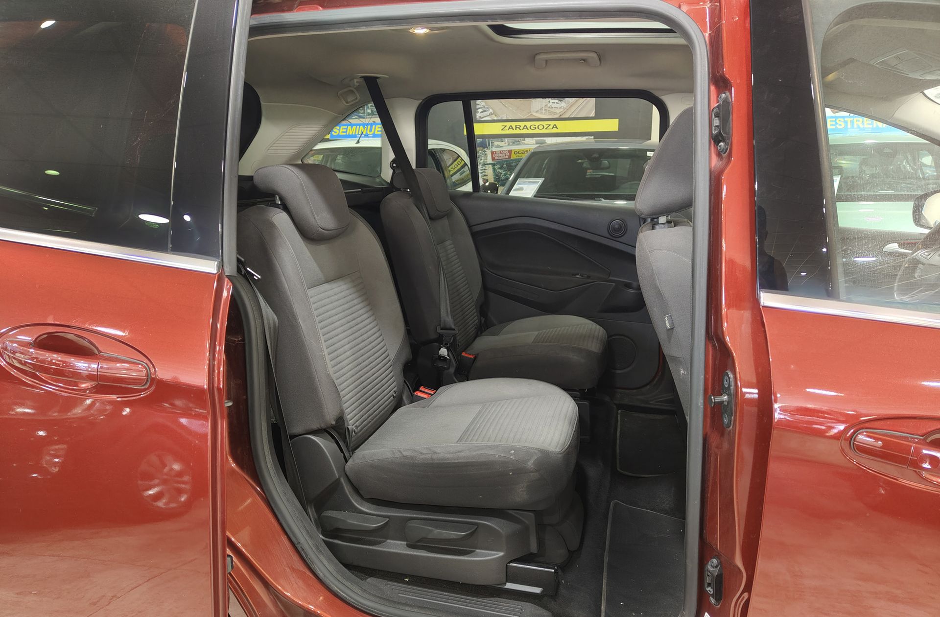 Ford Grand C-Max 1.0 EcoBoost Titanium - foto 17
