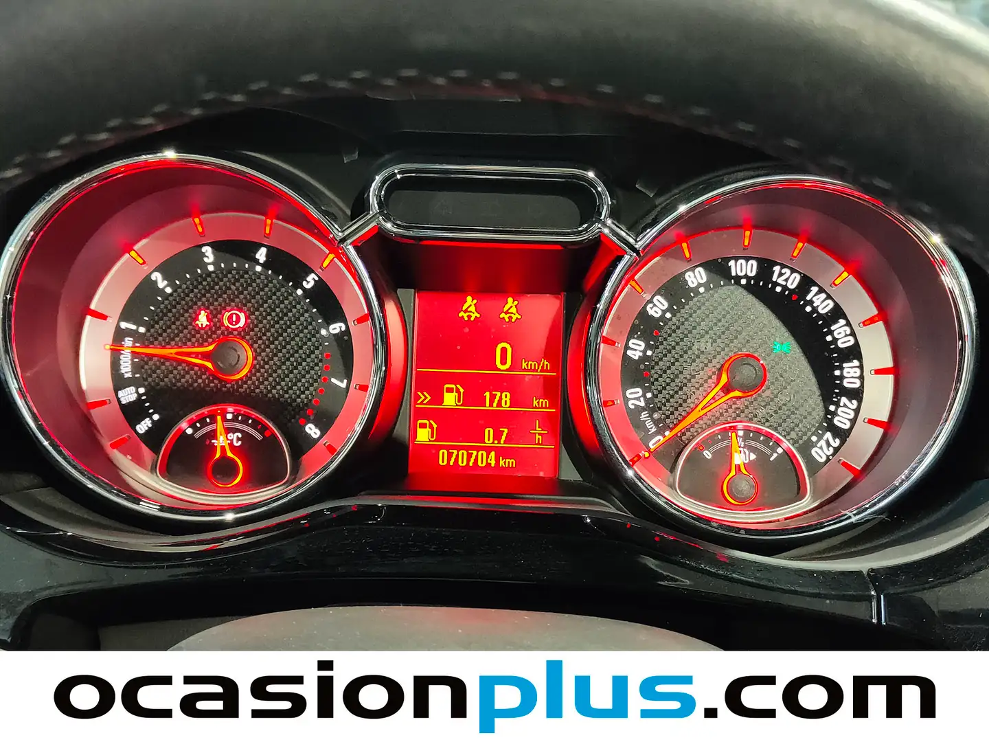 Foto Opel Adam Opel Adam 1.4 XEL Rocks (87 CV)