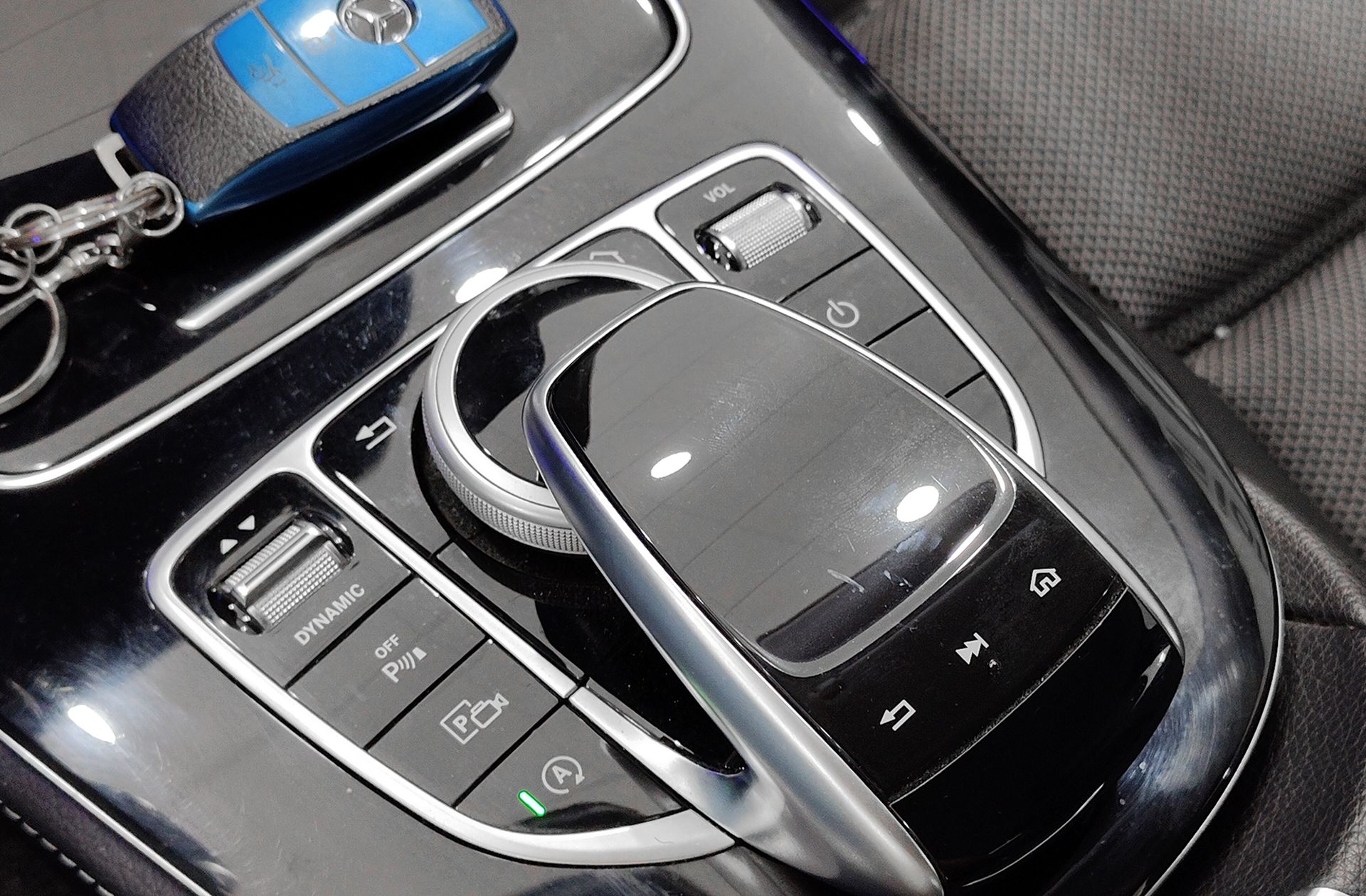 Mercedes-Benz Clase E E 220 d - foto 37