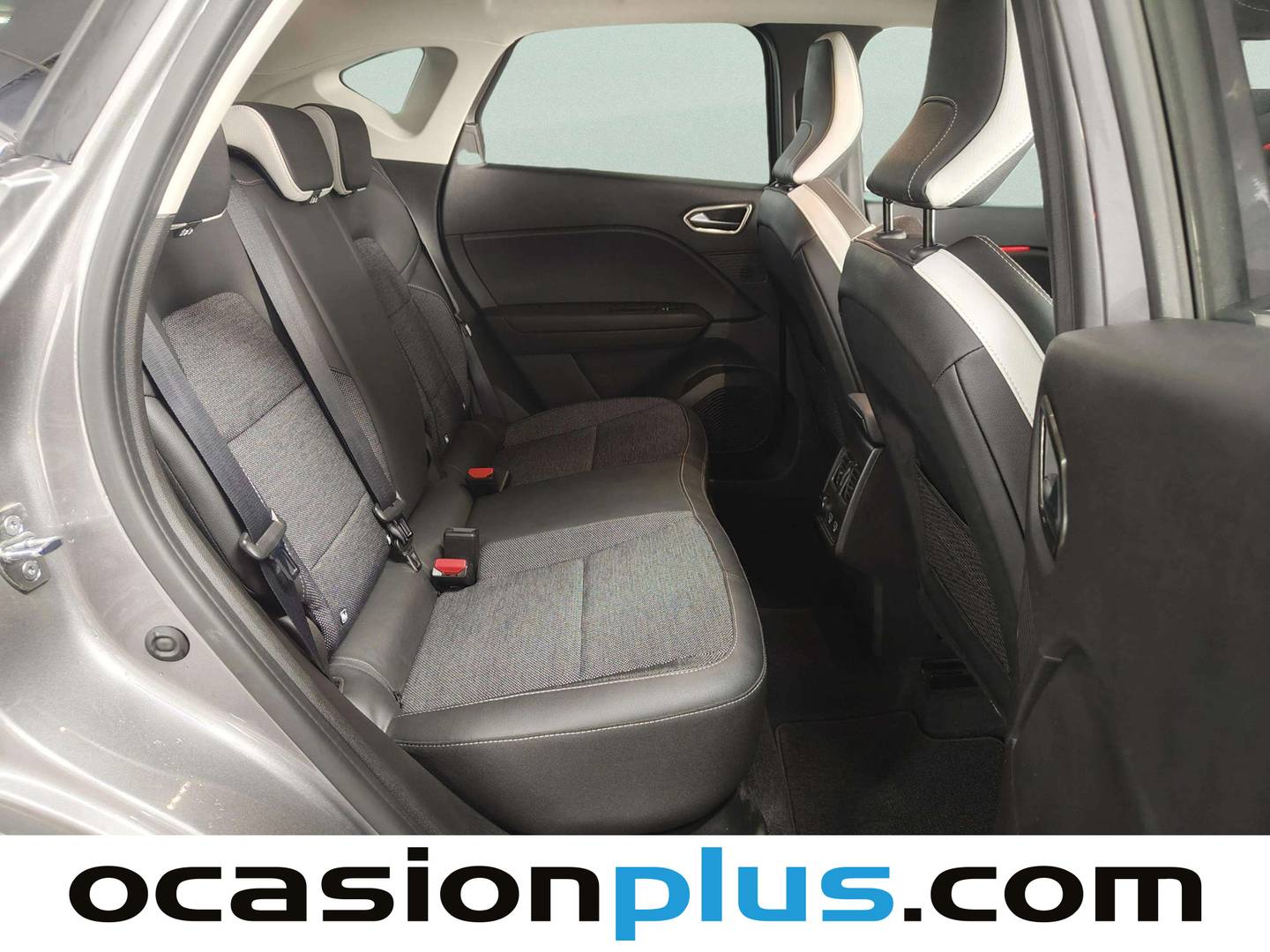 Renault Captur Renault Captur Zen TCe Micro Híbrido (140 CV) GPF km 0