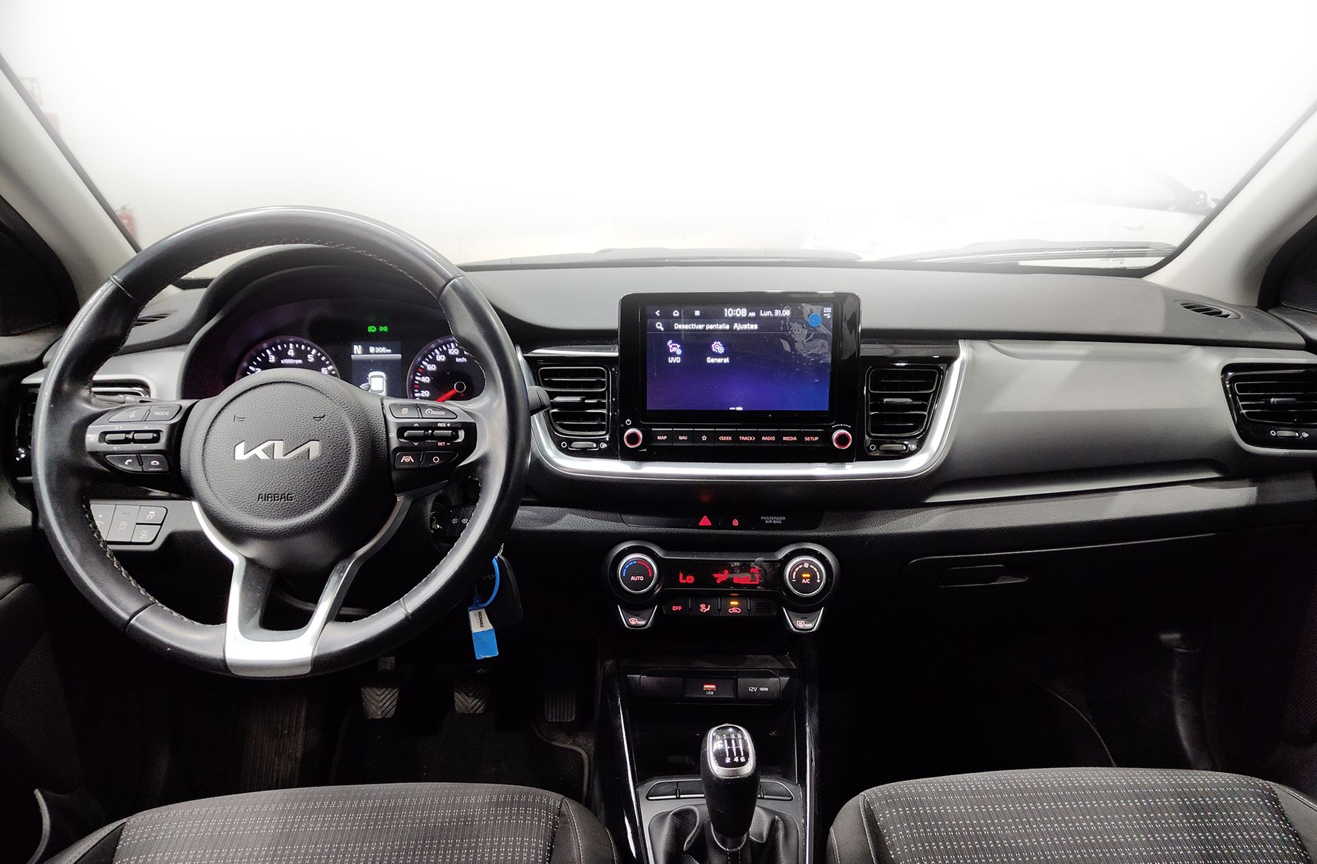 Kia Stonic 1.0 T-GDi MHEV Drive iMT - foto 6