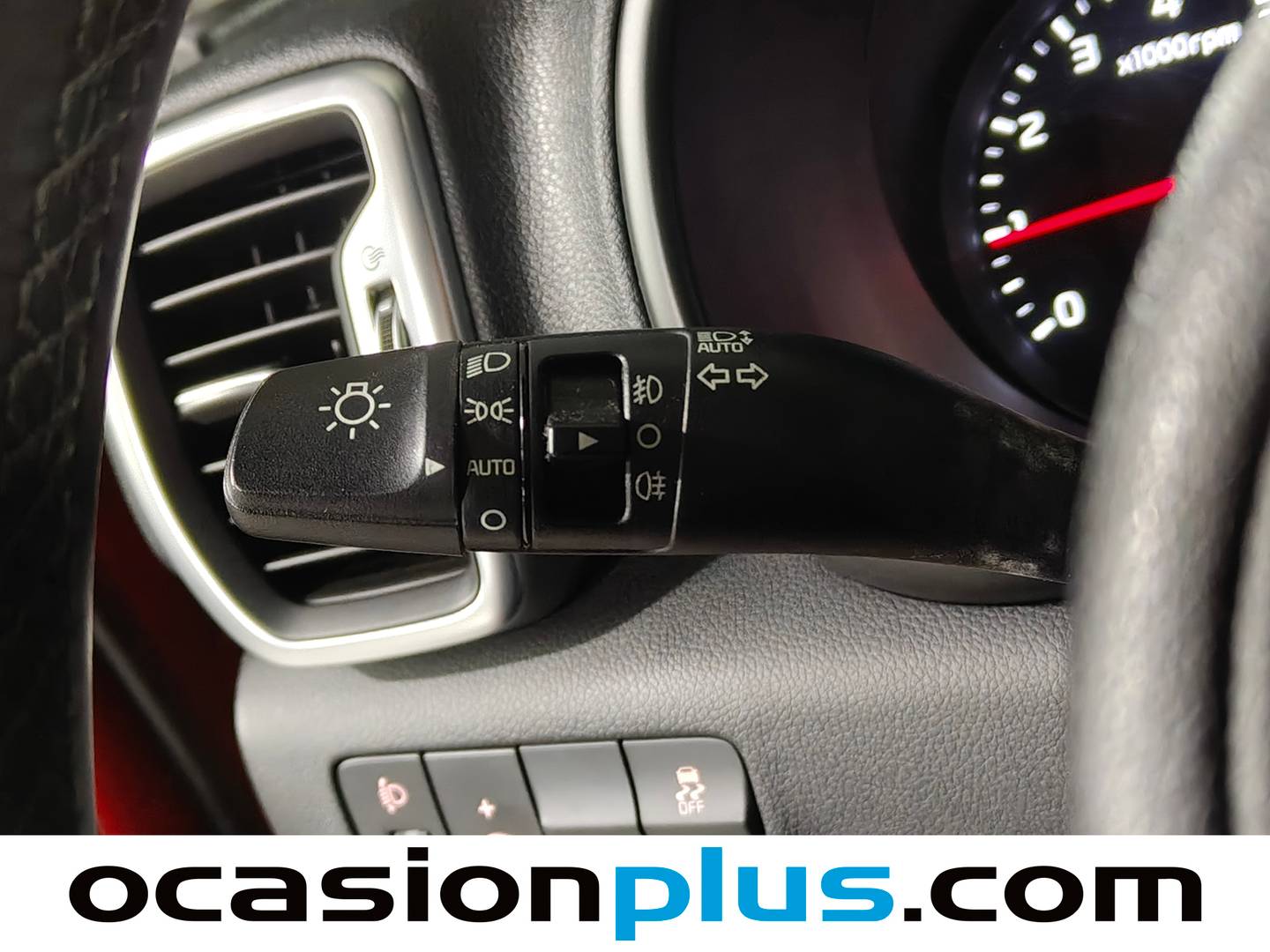 Accesorios del KIA Sportage KIA Sportage 1.6 GDi x-Tech17 4x2 (132 CV)