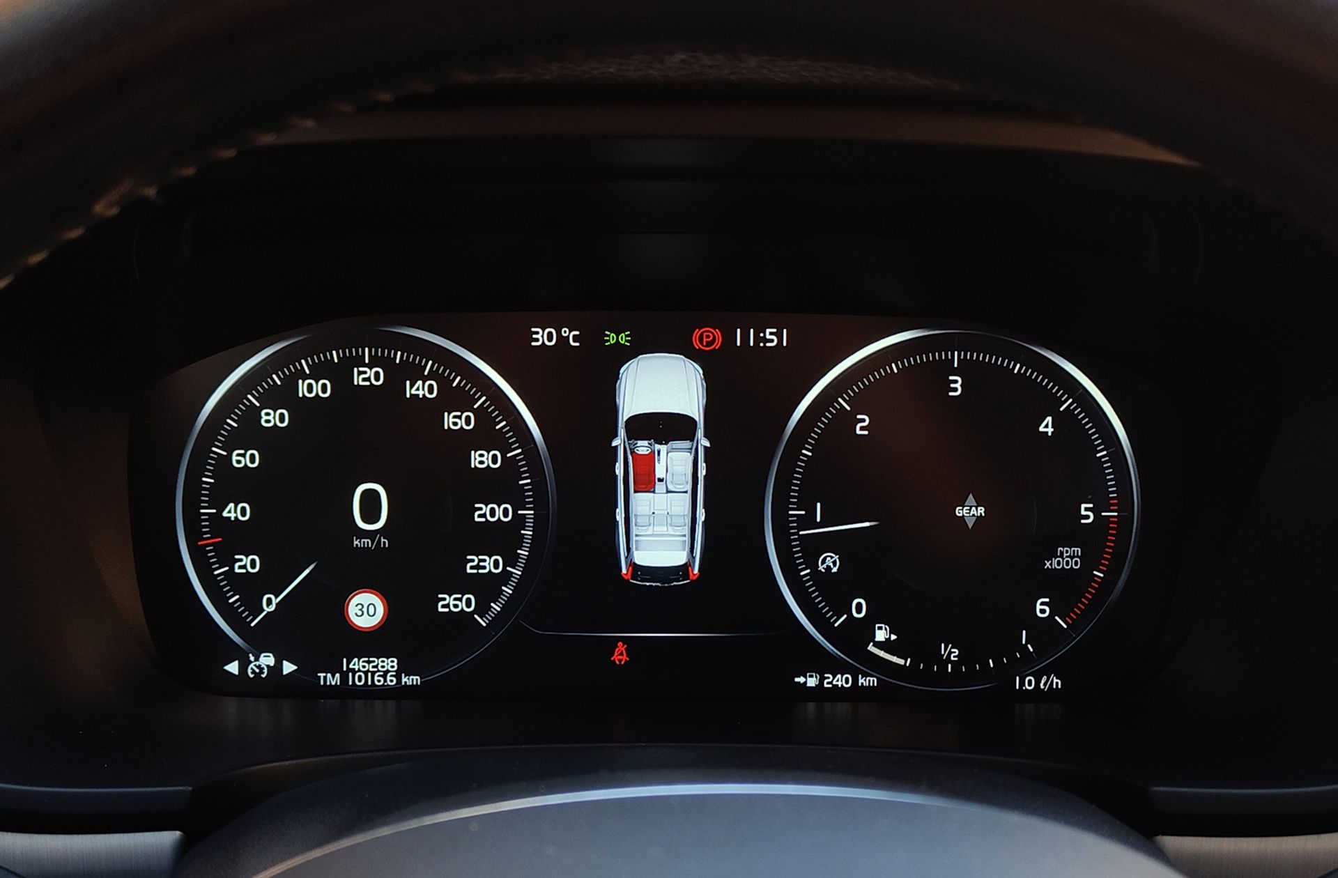 Volvo V90 D4 Momentum - foto 30