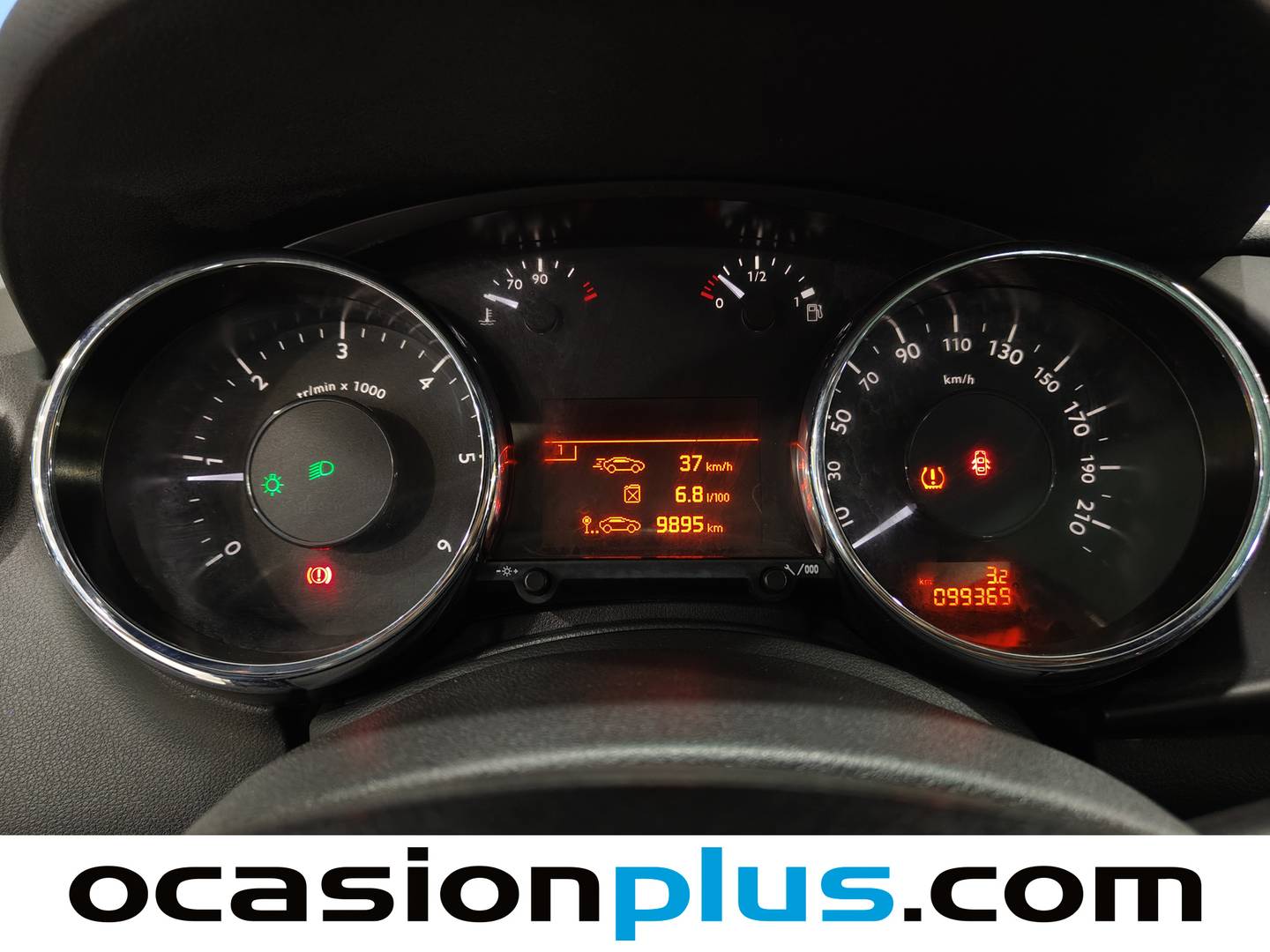 Foto Peugeot 3008 Peugeot 3008 1.6 BlueHDi FAP Allure (120 CV)