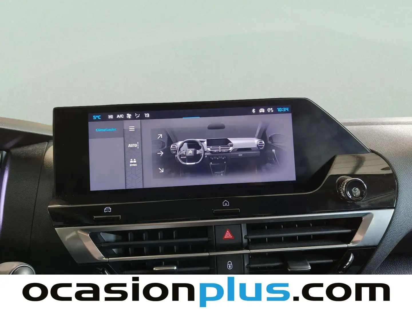 Foto Citroën C4 X Citroen C4 X BlueHDi 130 S&S Plus EAT8 (131 CV)