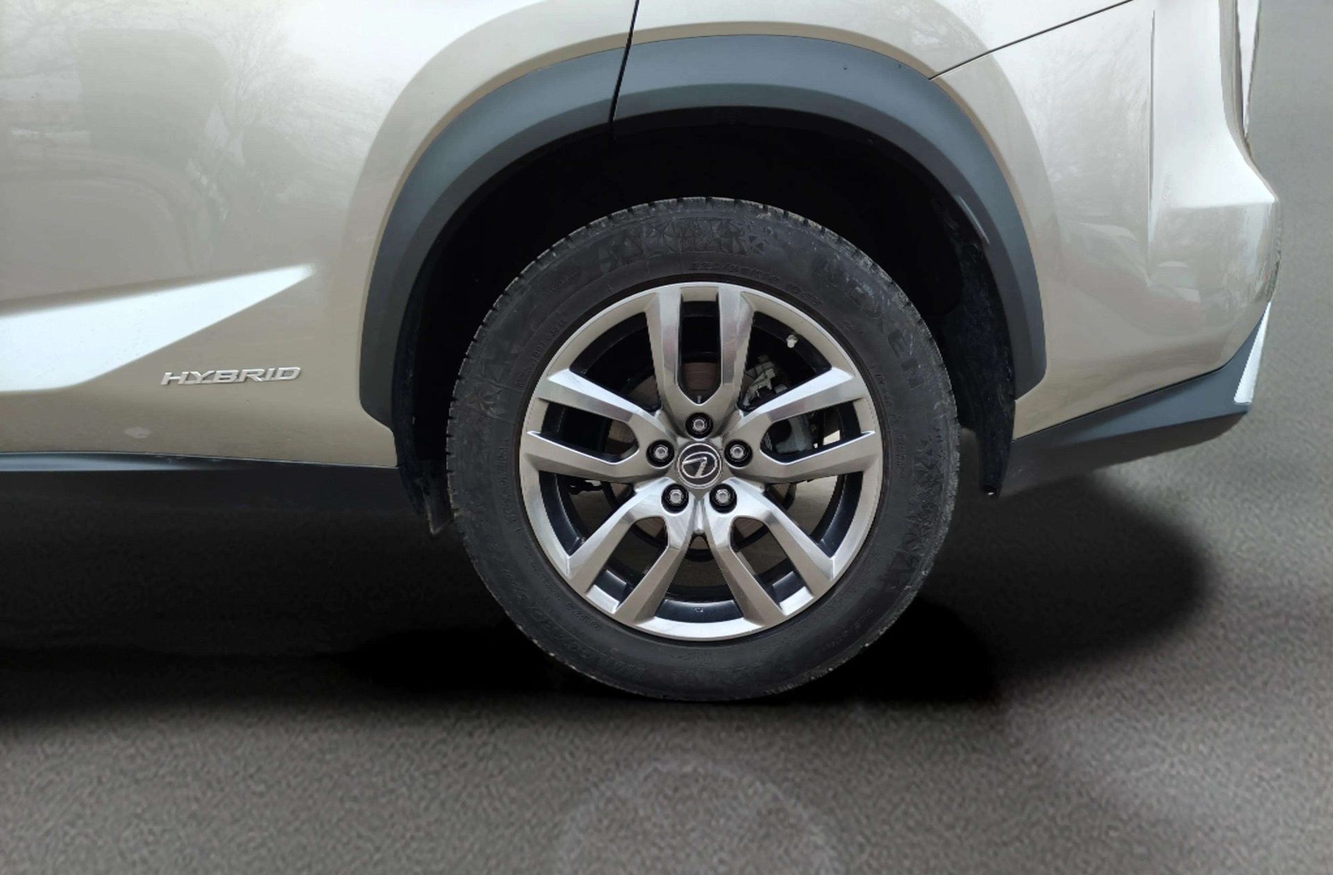 Lexus NX 300h Business Navigation 2WD - foto 33