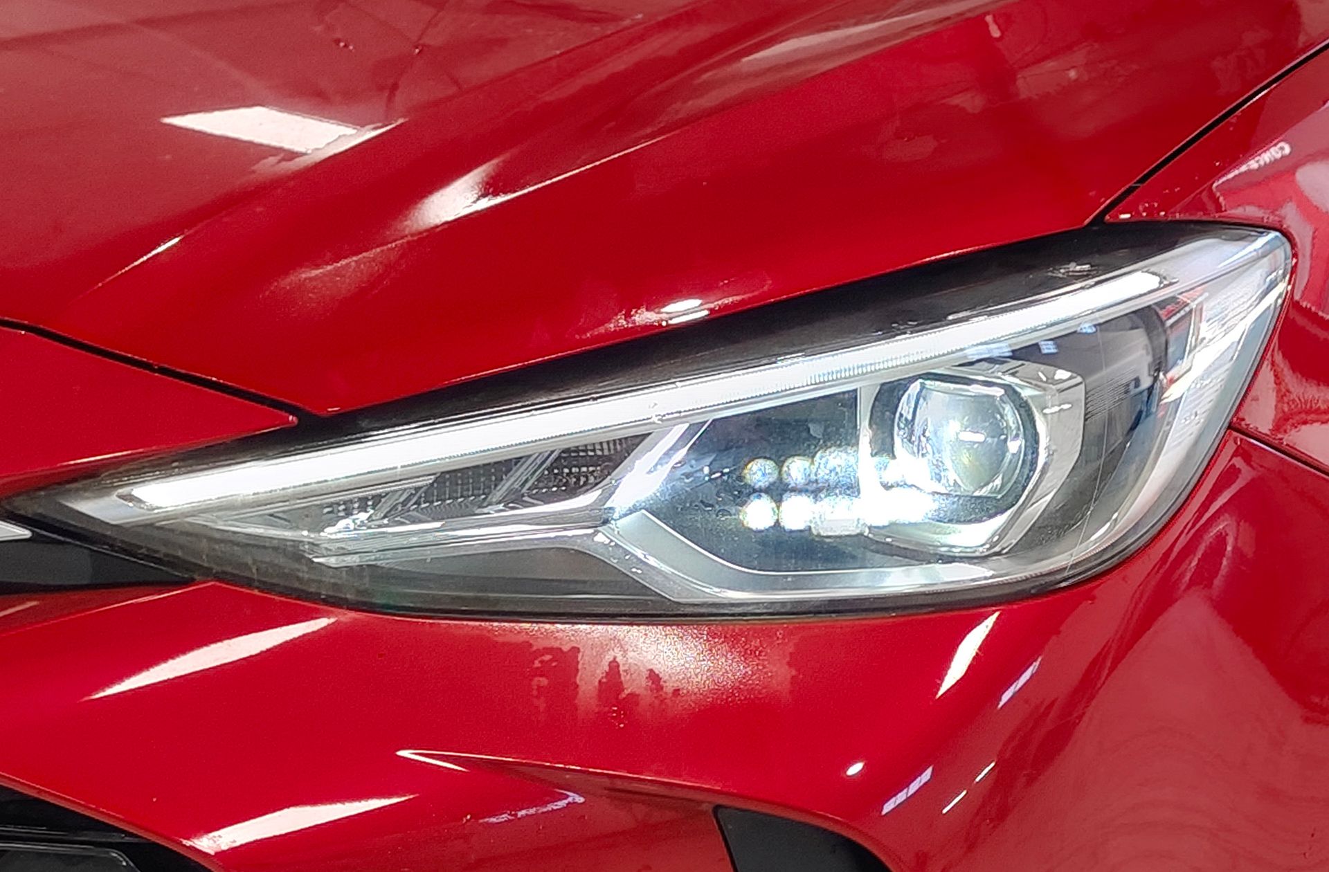 MG ZS 1.5 Hybrid+ Luxury - foto 14