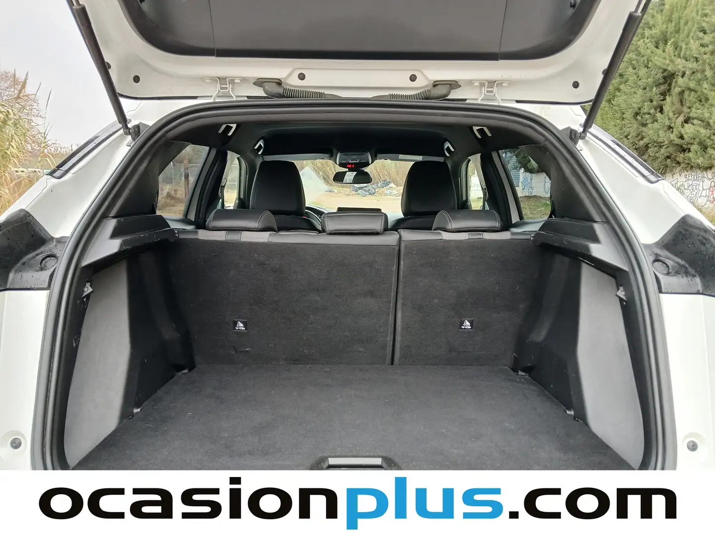 Foto Peugeot 2008 Peugeot 2008 PureTech 100 S&S Allure (100 CV)