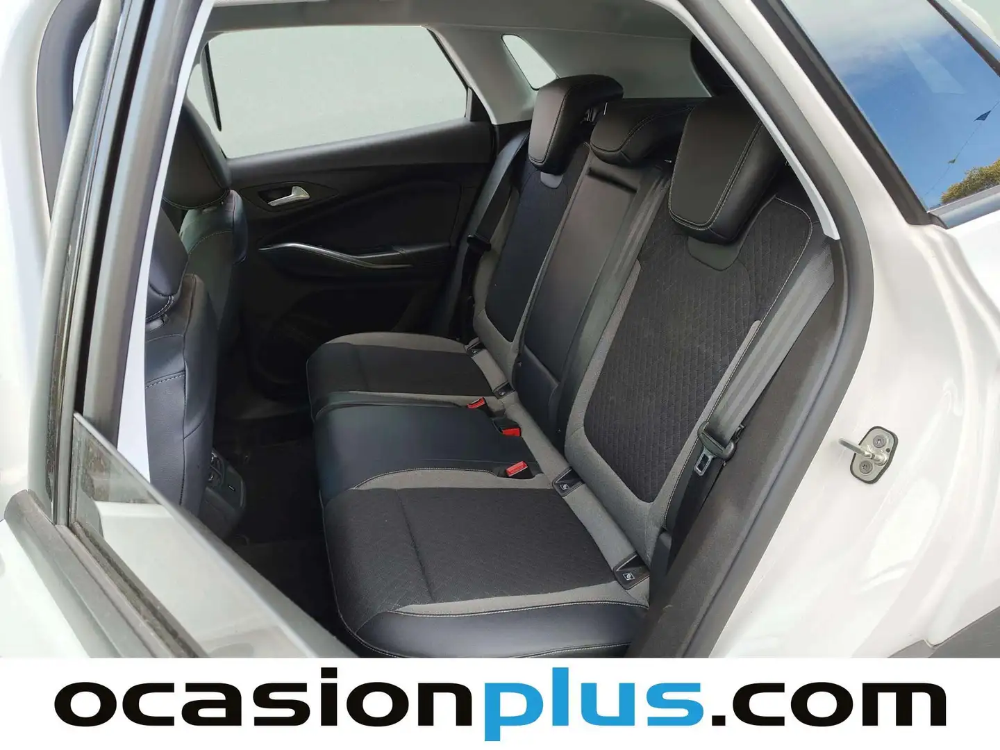 Foto Opel Grandland X Opel Grandland X 1.2 Turbo Ultimate (130 CV)