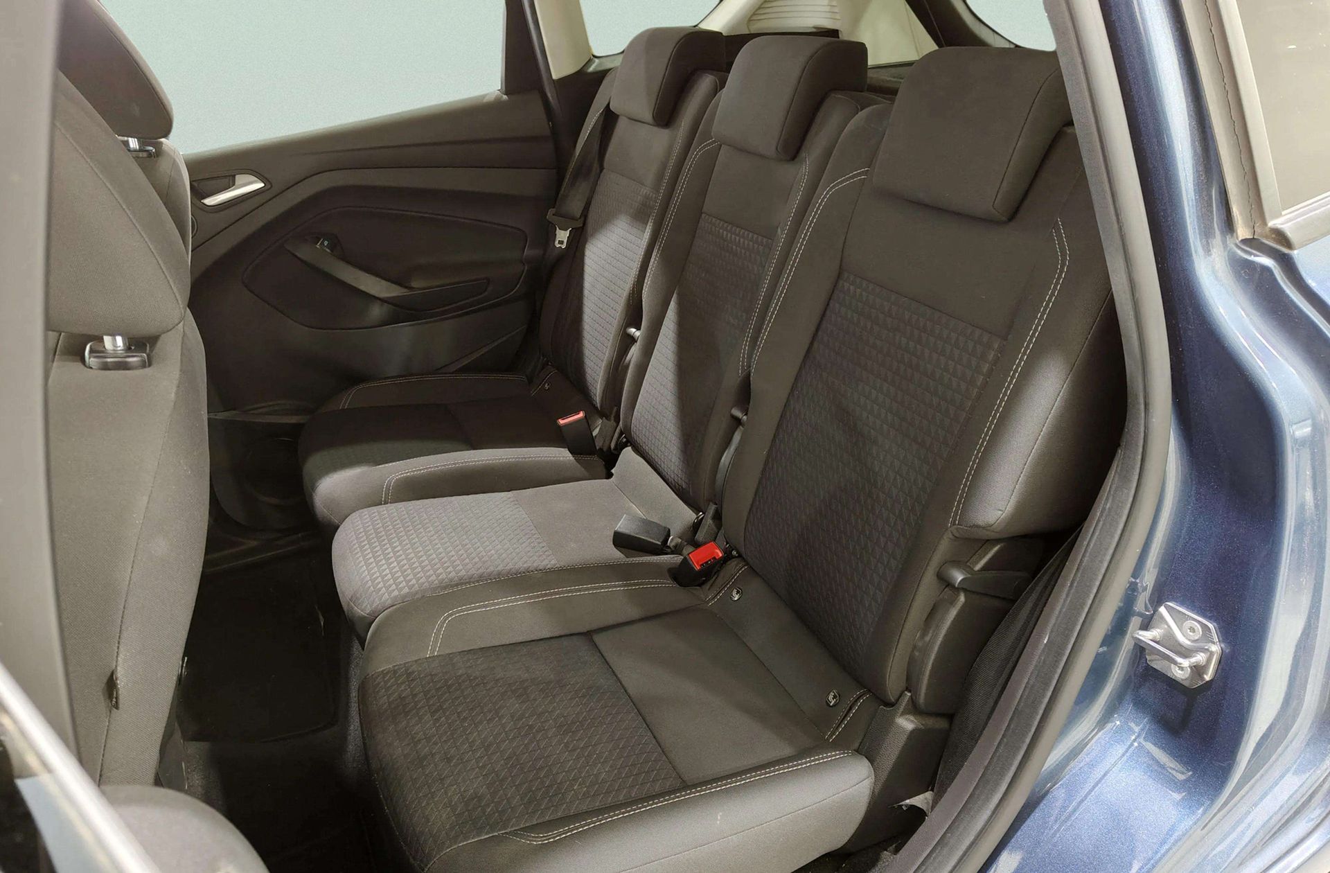 Ford C-Max 1.0 EcoBoost Business - foto 13