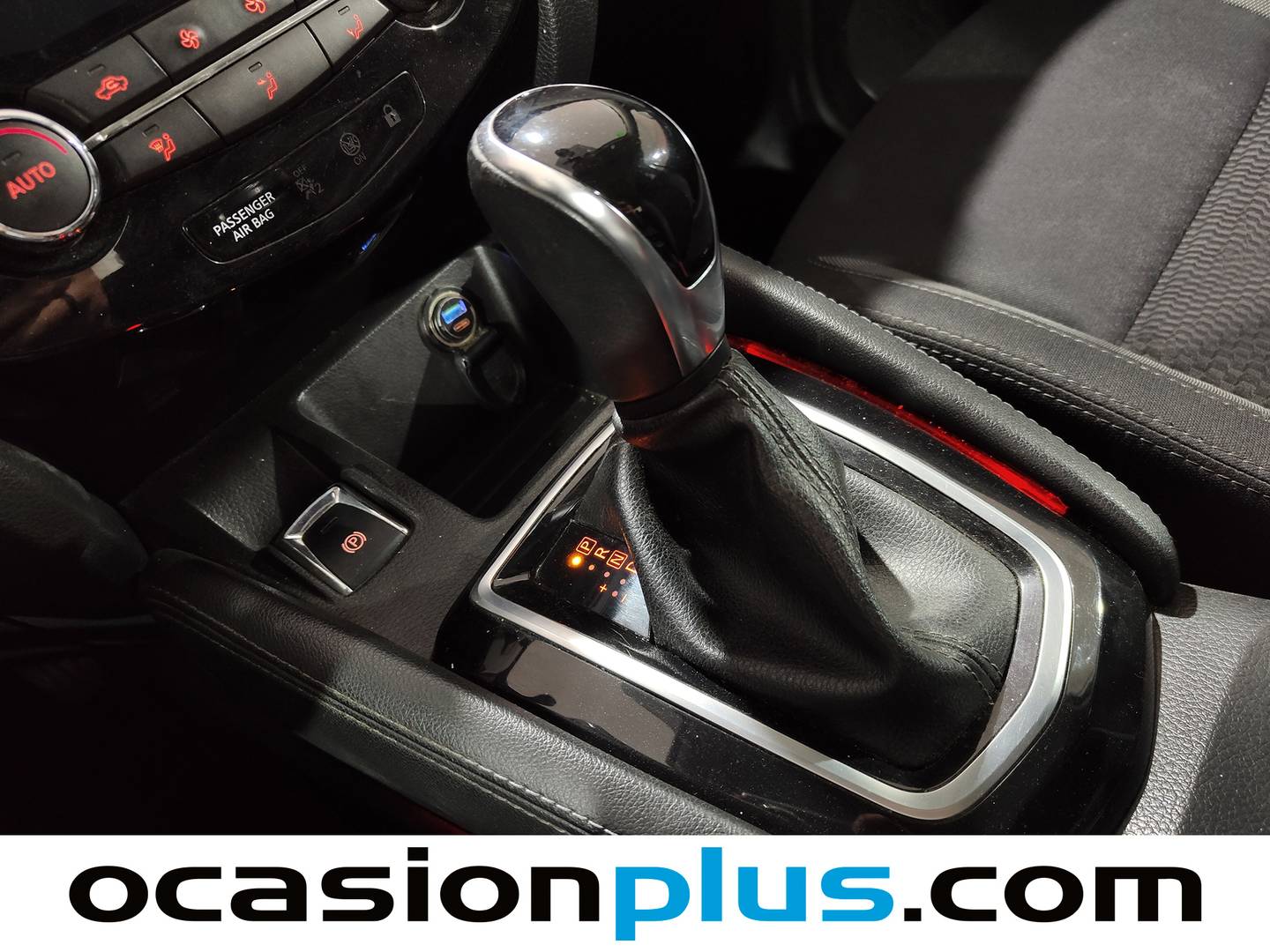 Nissan QASHQAI Nissan Qashqai DIG-T 115 Acenta 4x2 (115 CV) de segunda mano