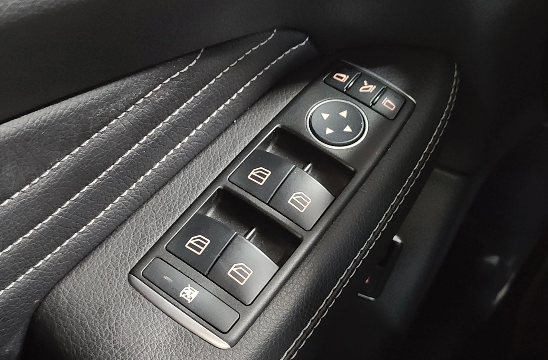 Mercedes-Benz Clase M ML 250 BlueTEC 4Matic - foto 37