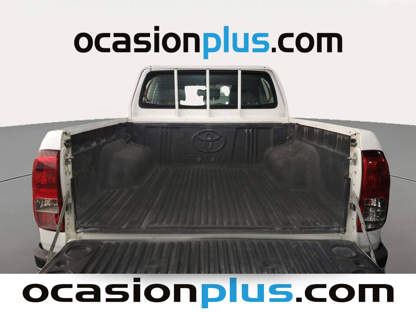 Fotos maletero Toyota Hilux Toyota Hilux 2.4 D-4D Doble Cabina GX (150 CV)