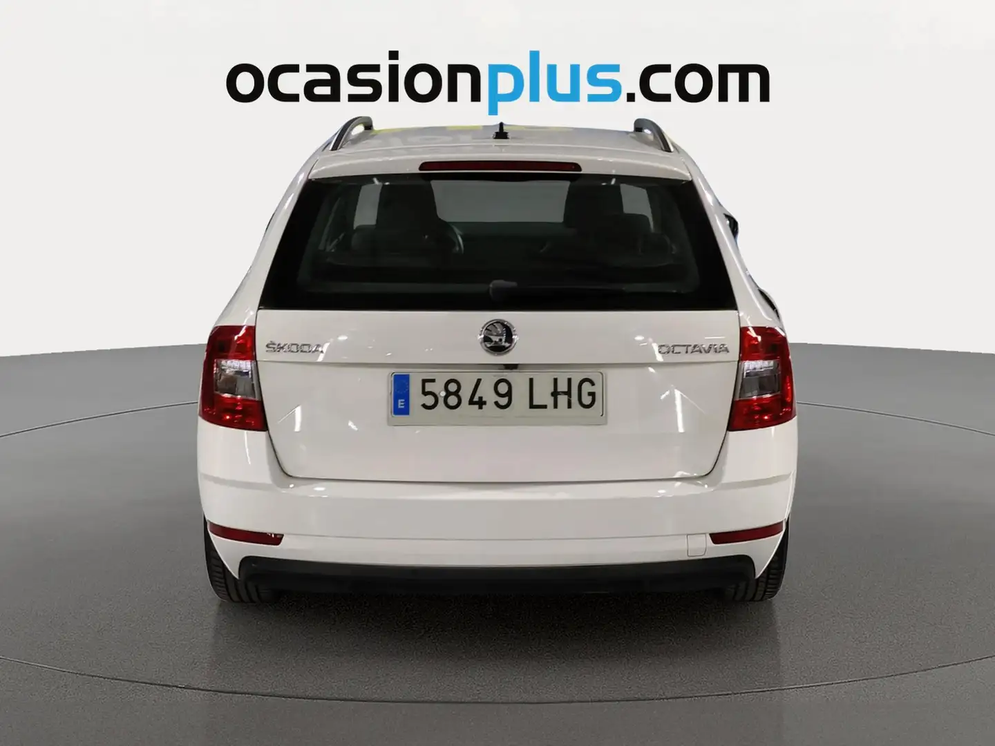 Foto Skoda Octavia Skoda Octavia Combi 1.6 TDI CR Ambition (115 CV)