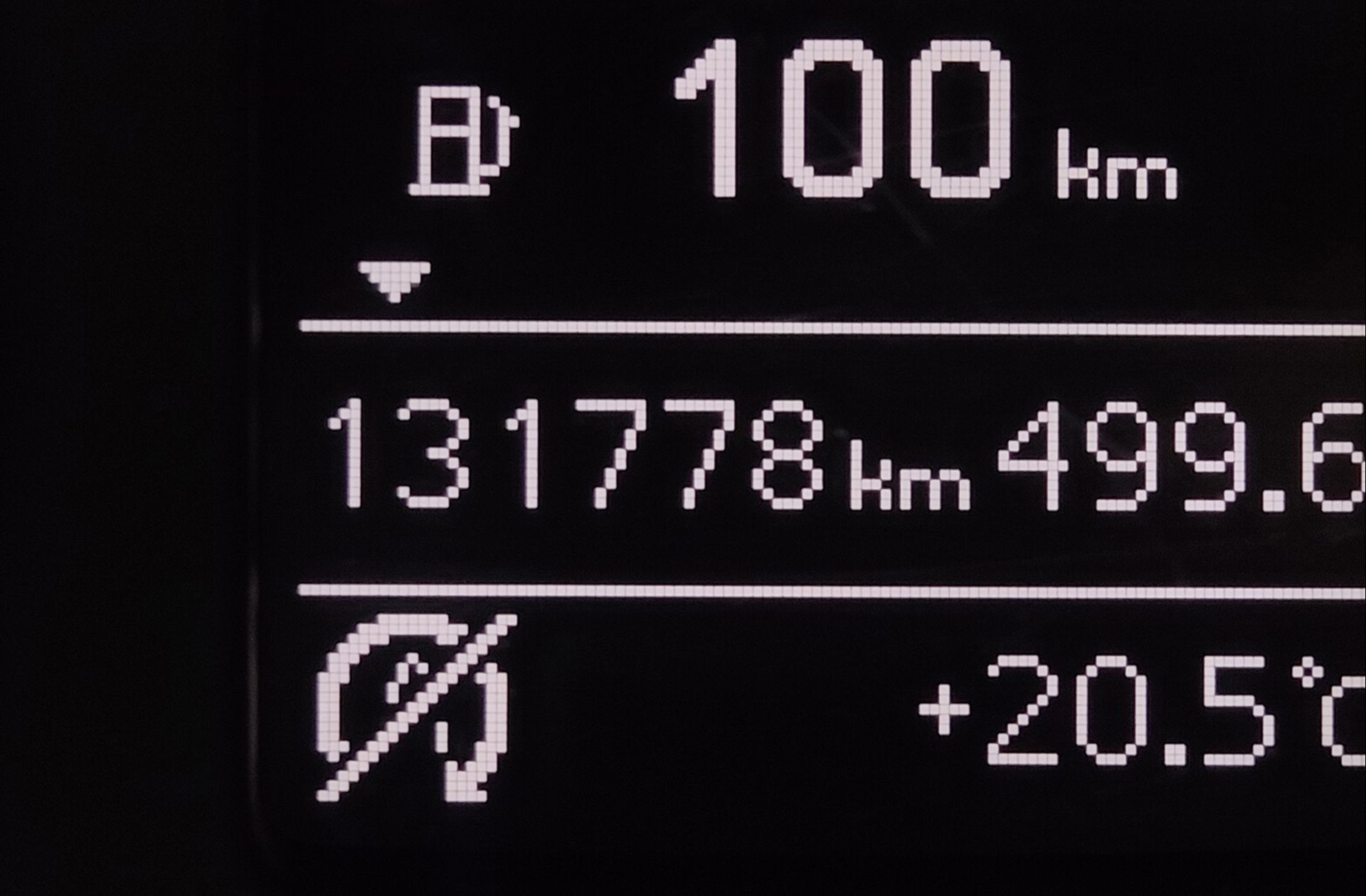 Audi Q3 design edition 2.0 TDI - foto 10