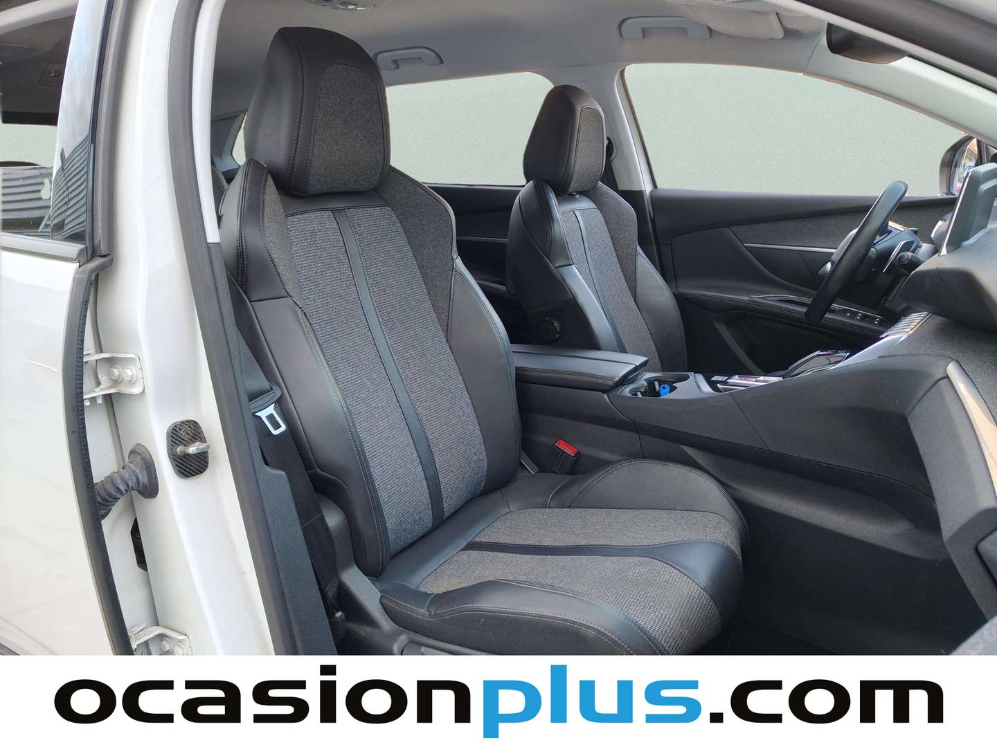 Foto Peugeot 5008 Peugeot 5008 BlueHDi 130 S&S Allure EAT8 (130 CV) 7 Plazas