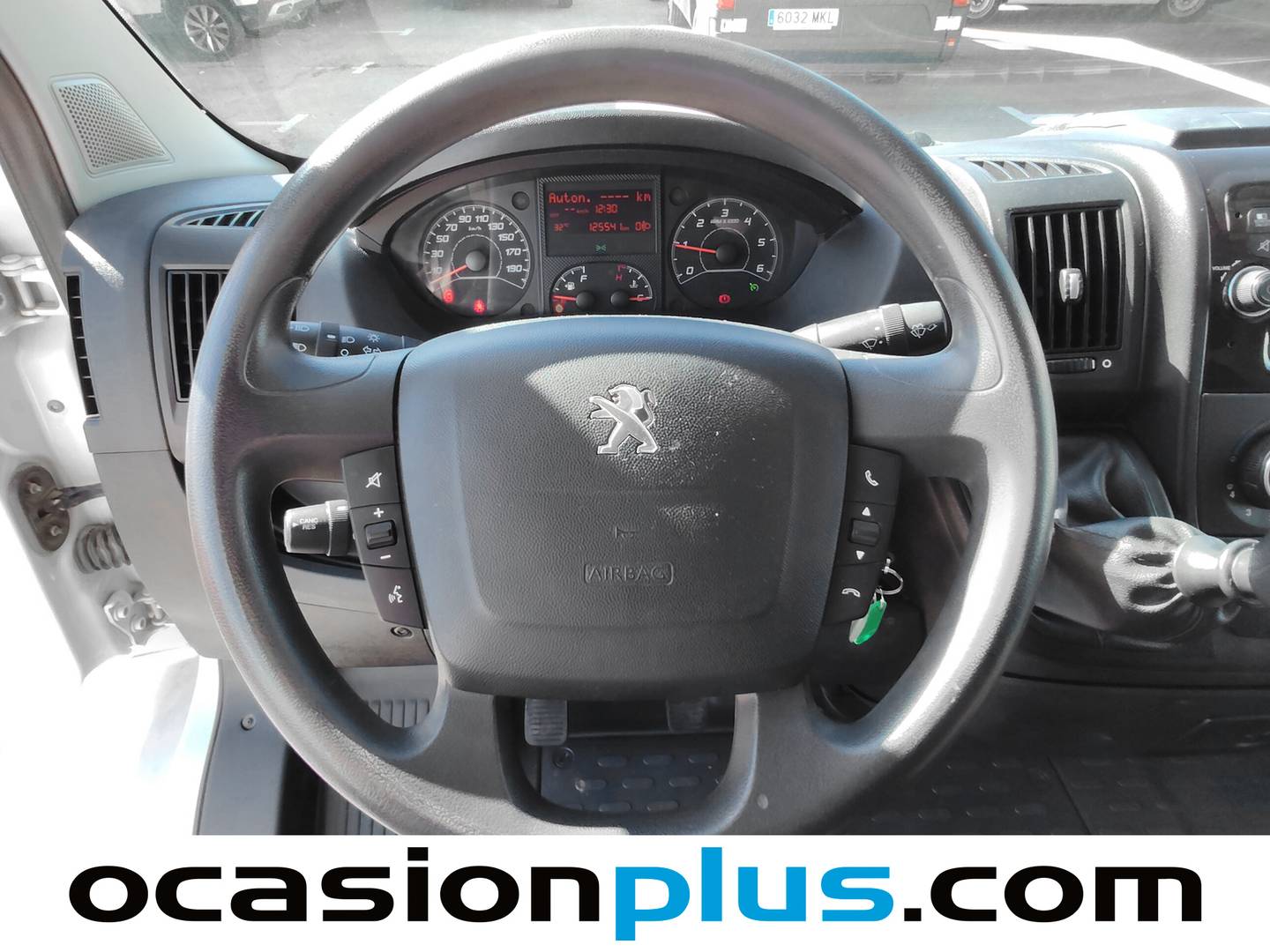 Foto Peugeot Boxer Peugeot Boxer Furgon BlueHDi 330 L1 H1 Pack  (120 CV)