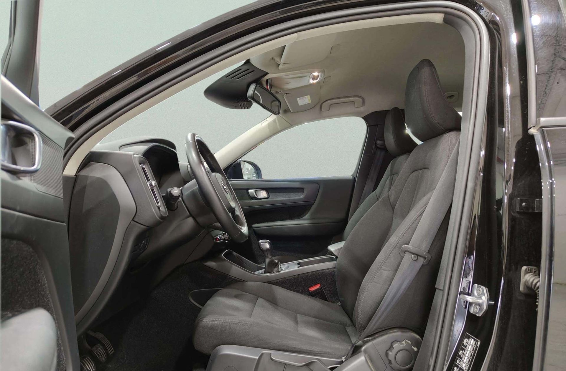Volvo XC40 T3 - foto 11
