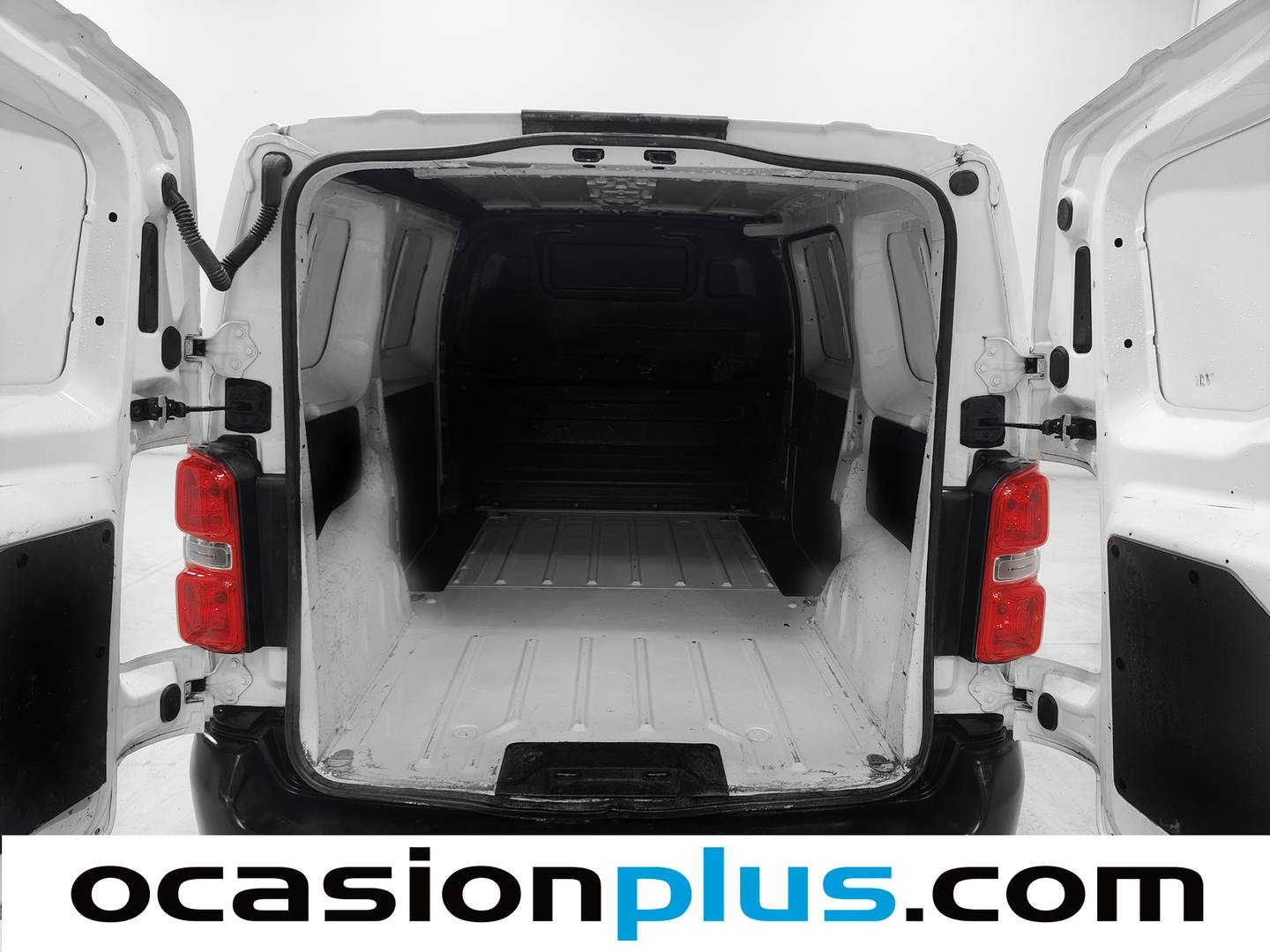 Foto asientos traseros Citroën Jumpy Citroën Jumpy Furgon BlueHDi 100 S&S Talla M Control (102 CV)