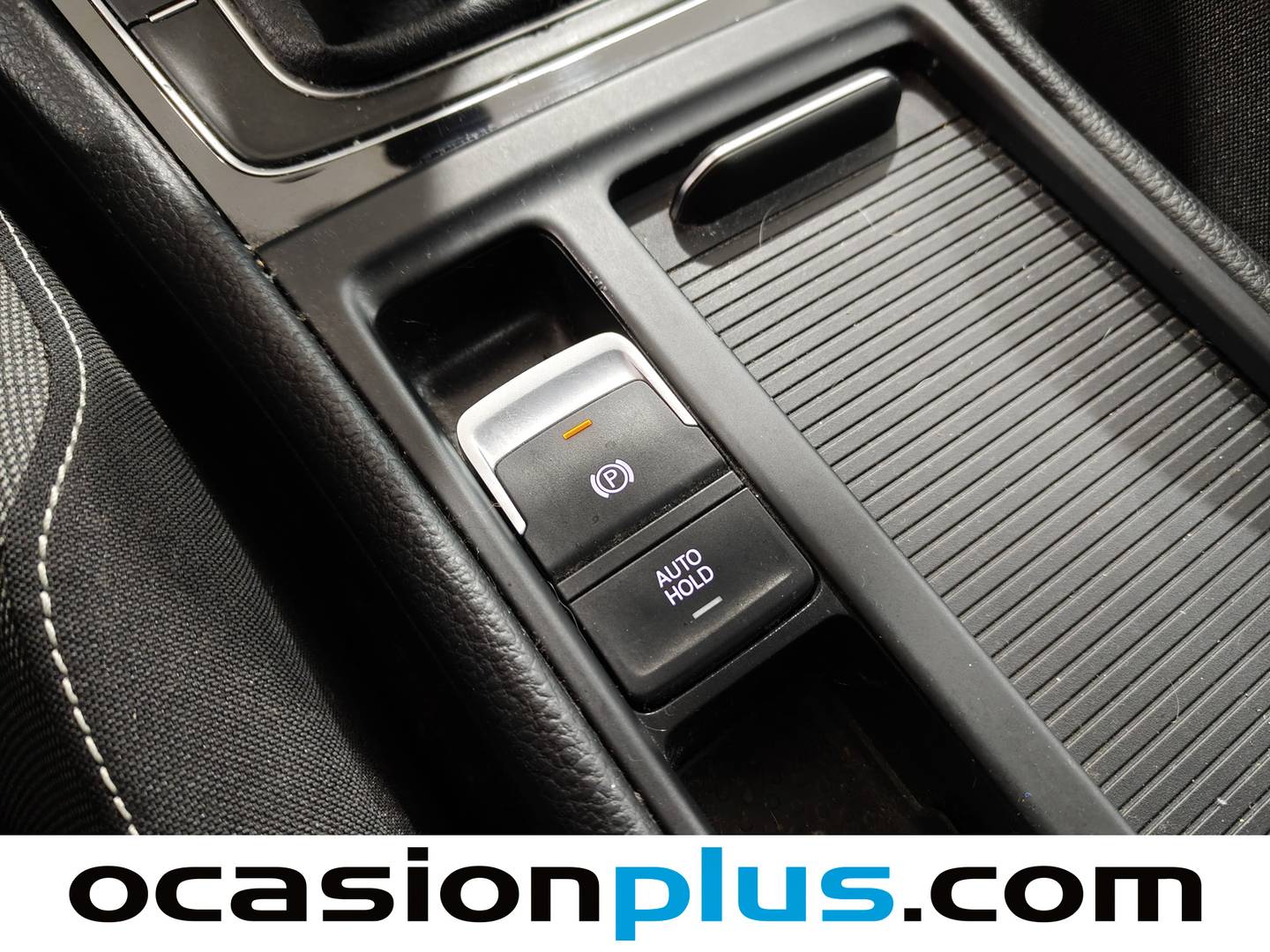 Foto Volkswagen Golf Volkswagen Golf 1.6 TDI BMT (110 CV) PACK R-LINE