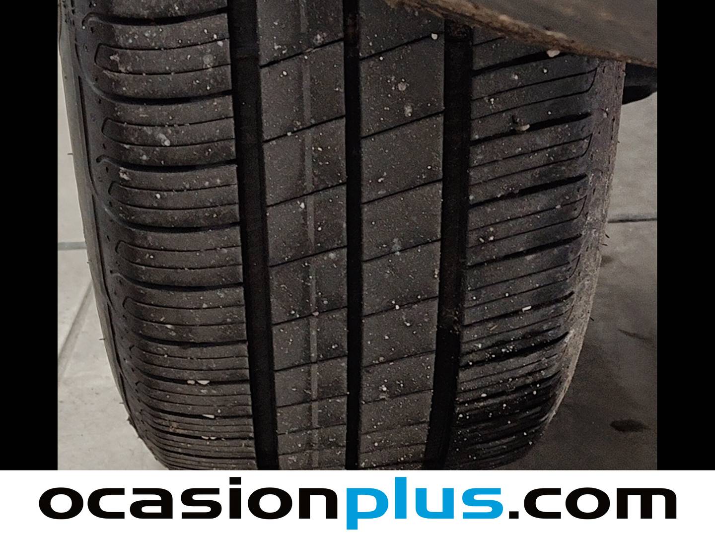 Foto Citroën C4 X Citroen C4 X PureTech 130 S&S Plus EAT8 (131 CV)