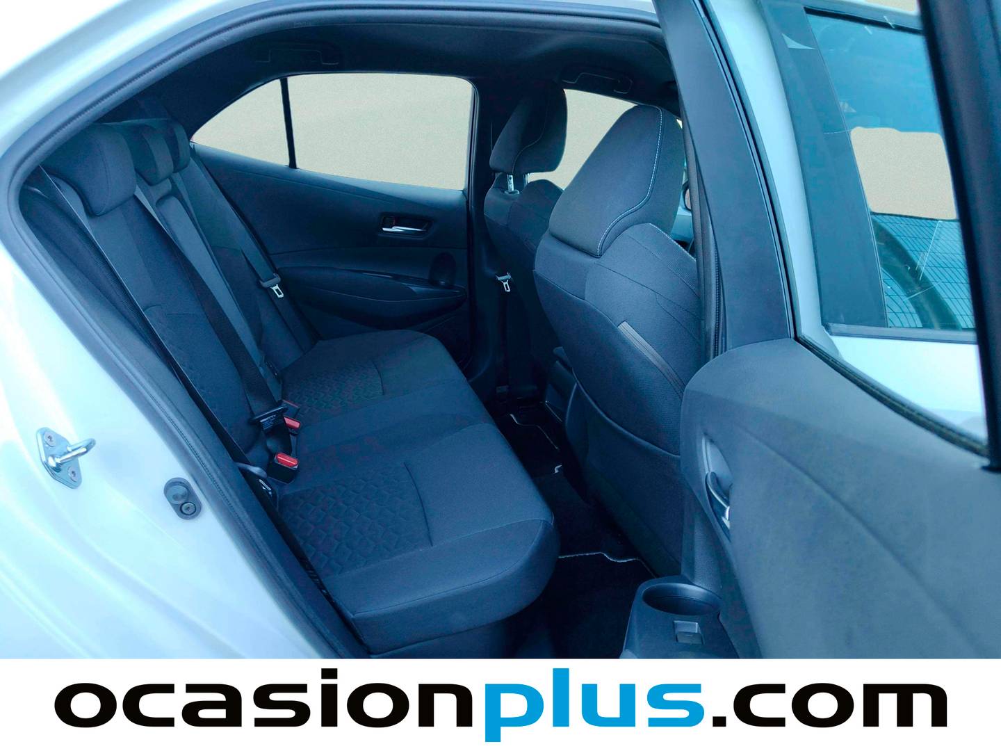 Toyota Corolla Toyota Corolla 1.8 125H Business Plus E-CVT (122 CV) al mejor precio