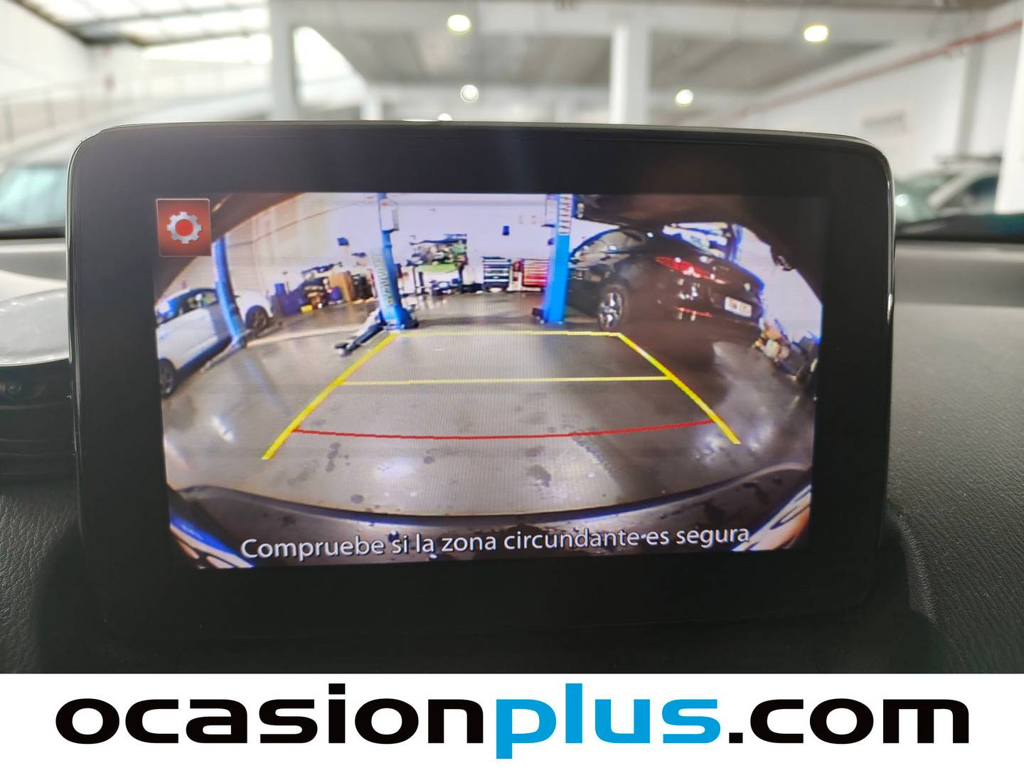 Equipamiento del Mazda CX-3 Mazda CX-3 2.0 G Zenith 2WD (121 CV)