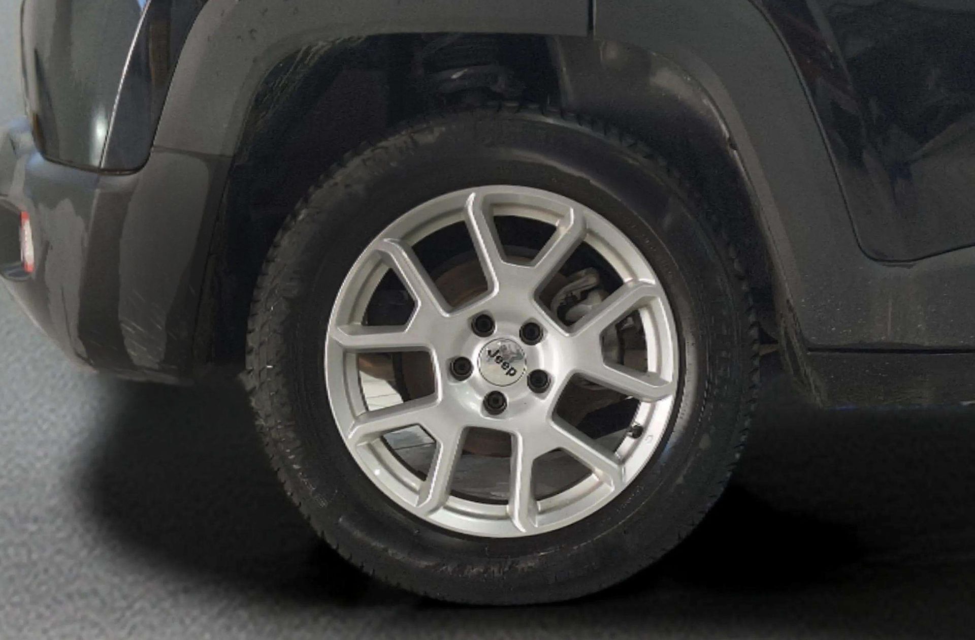 Jeep Renegade eHybrid 1.5 Limited ATX - foto 36