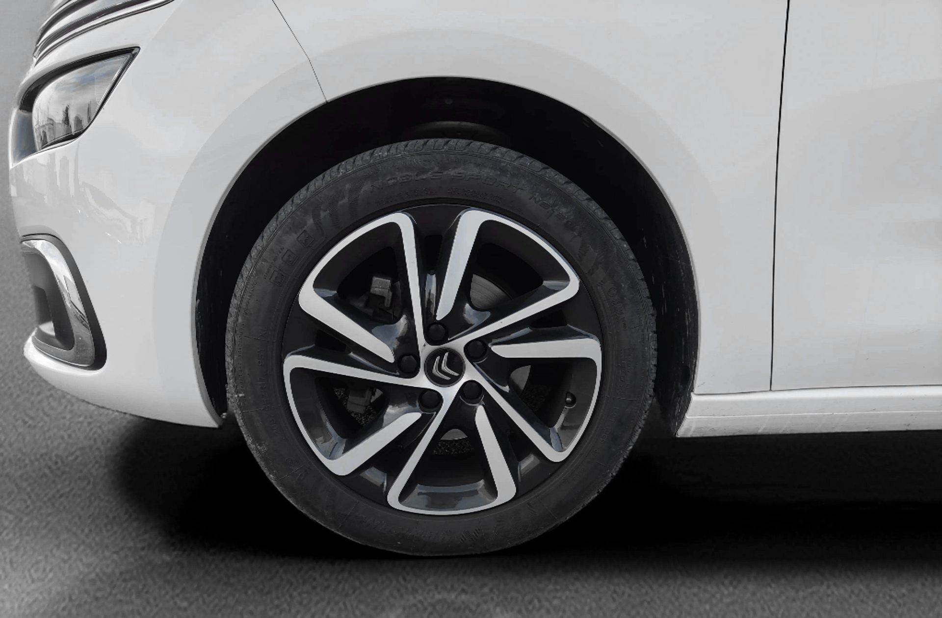 Citroën C4 Picasso BlueHDi 120 Feel - foto 30