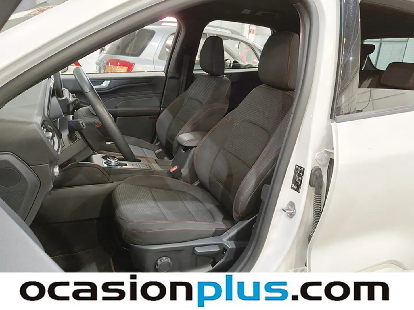 Foto Ford Kuga Ford Kuga 2.5 Duratec FHEV ST-Line Auto (190 CV)