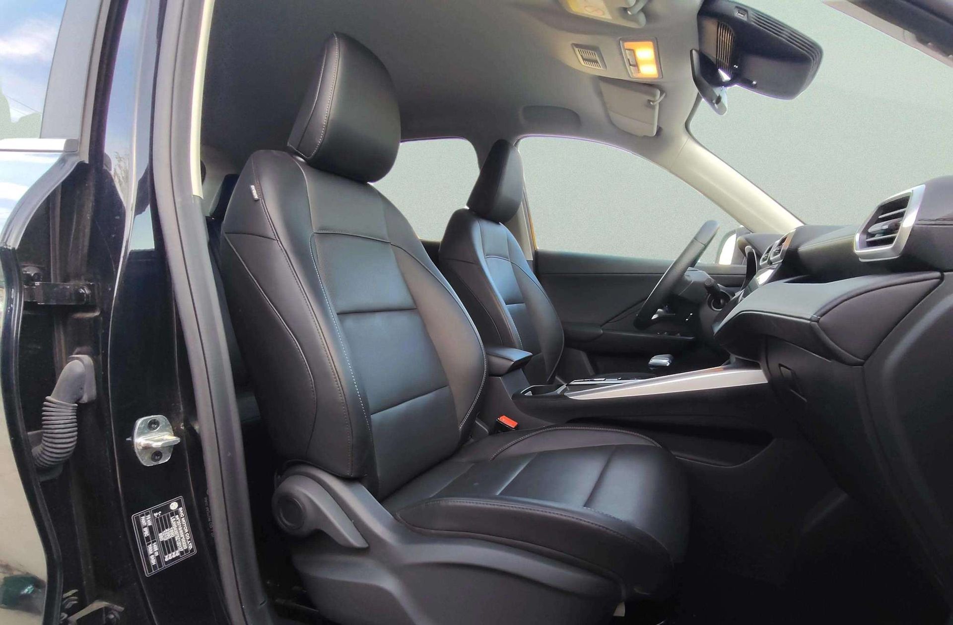 MG ZS 1.5 Hybrid+ Luxury - foto 24