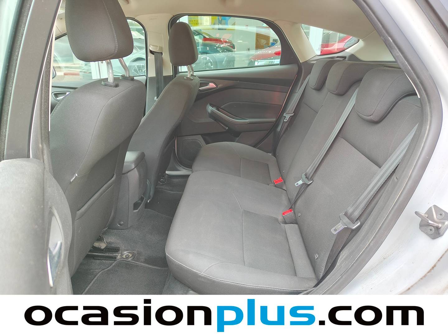 Foto asientos traseros Ford Focus Ford Focus 1.5 TDCi Business  (120 CV)