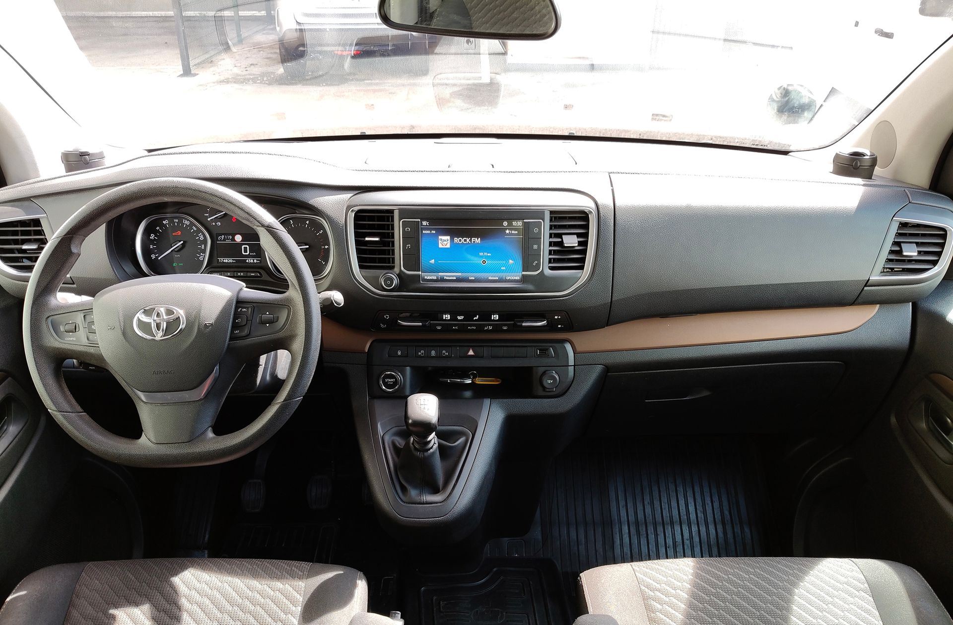Toyota Proace Verso Combi 2.0D Family Advance Largo (L2) - foto 7