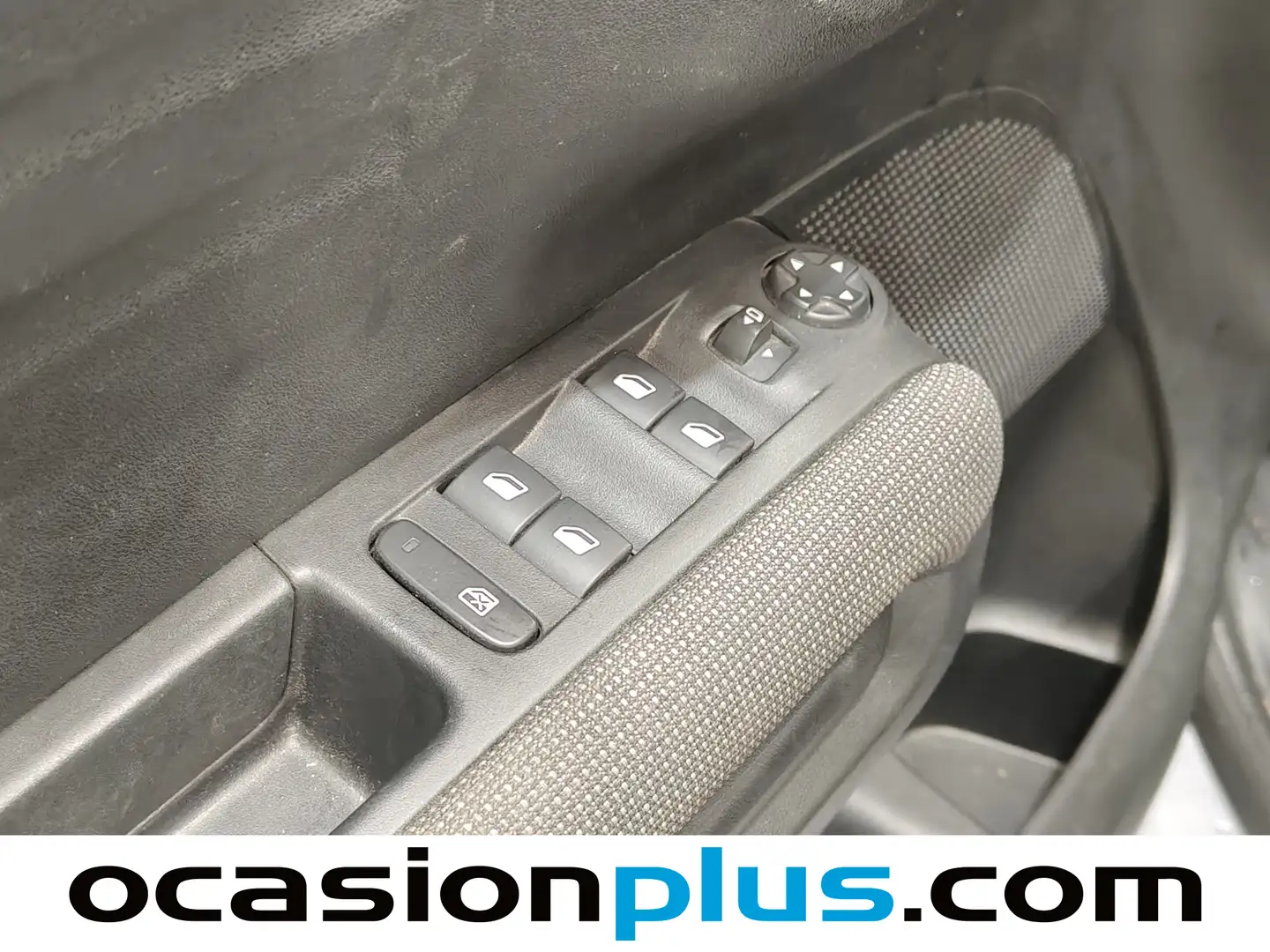 Foto Citroën C3 Aircross Citroen C3 Aircross PureTech 130 Shine Pack EAT6 (131 CV)