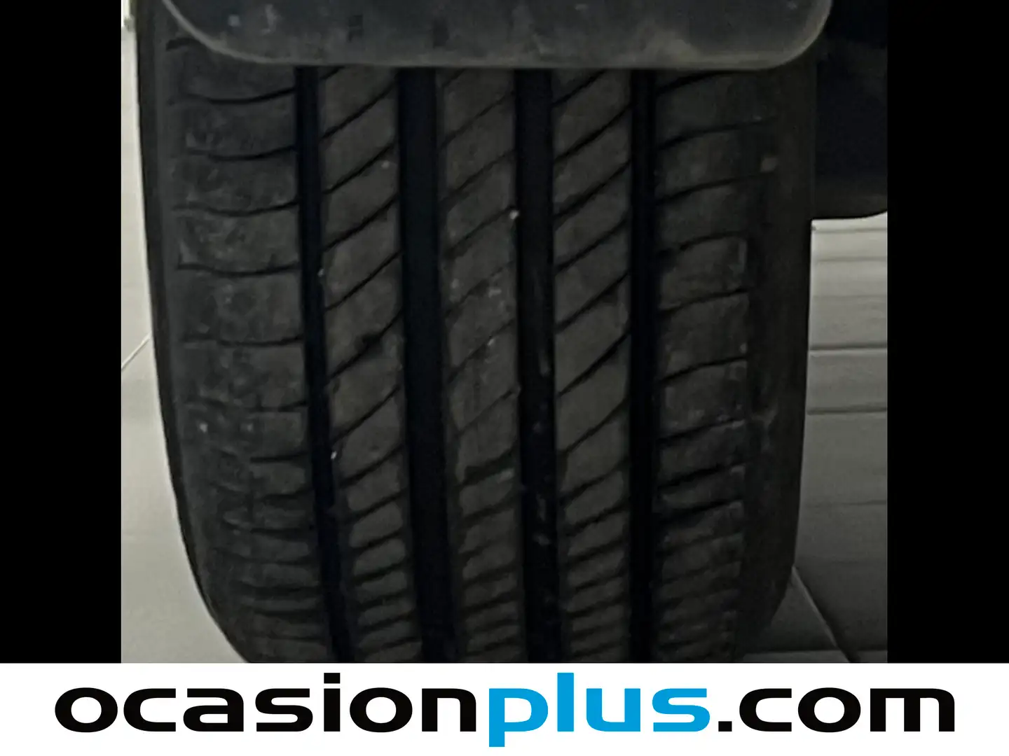 Foto Peugeot 2008 Peugeot 2008 BlueHDi 110 Allure (110 CV)