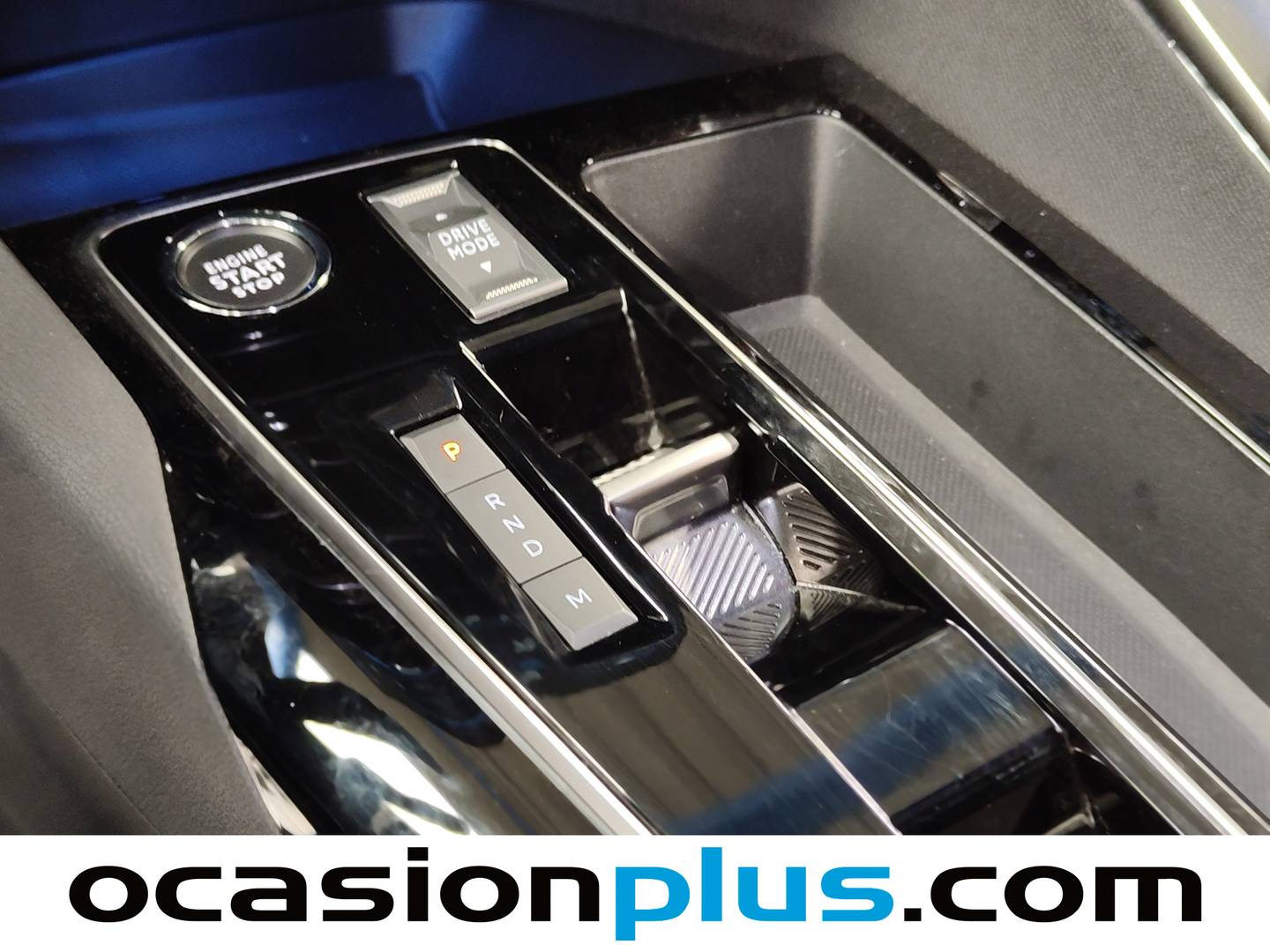 Foto Peugeot 3008 Hybrid Peugeot 3008 Hybrid GT eDCS6 (145 CV)