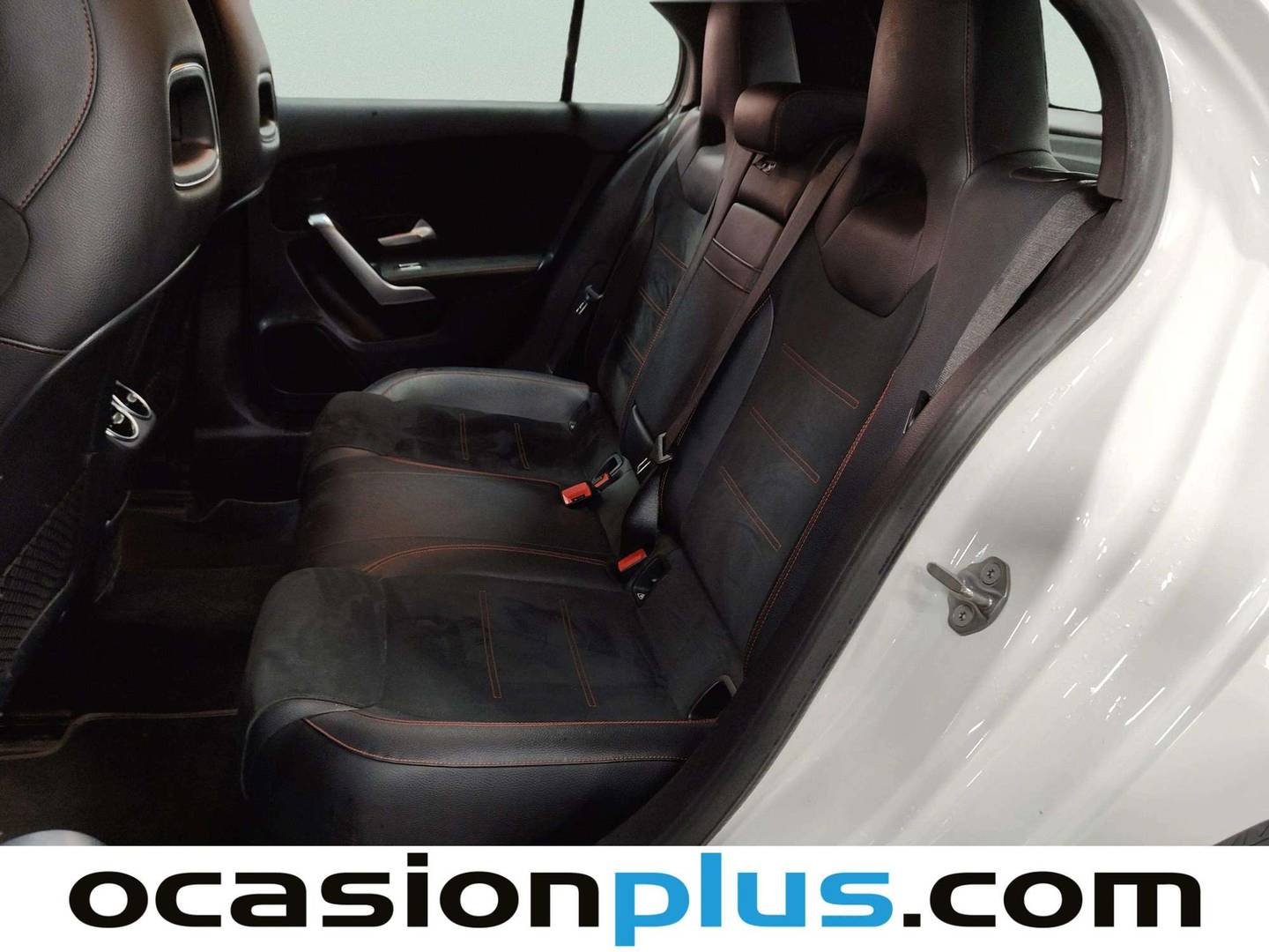 Foto asientos traseros Mercedes Clase A Mercedes Clase A 180 d (116 CV) Pack AMG