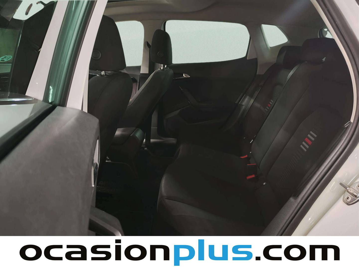 Foto asientos traseros Seat Ibiza Seat Ibiza 1.5 TSI S&S FR (150 CV)