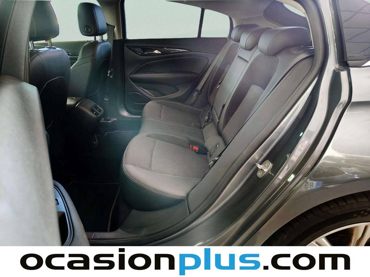 Foto asientos traseros Opel Insignia Opel Insignia 2.0T SHT GS Business Elegance AT9 (170 CV)