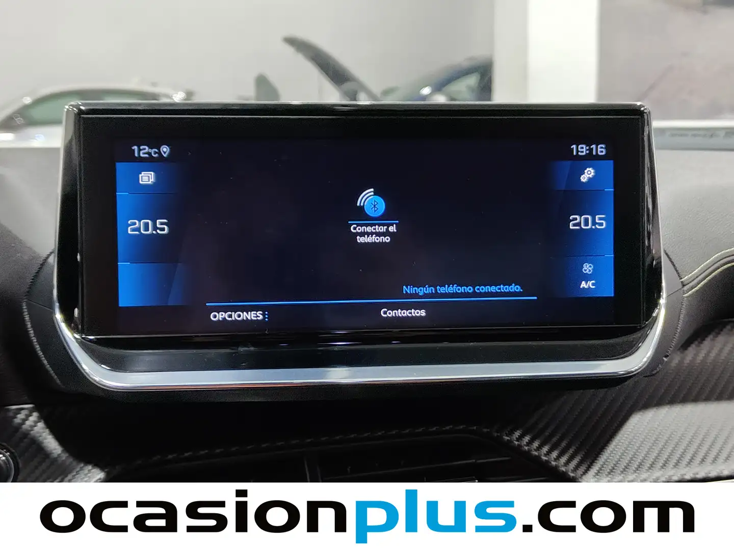 Foto Peugeot 2008 Peugeot 2008 BlueHDi 130 S&S GT Line EAT8 (130 CV)