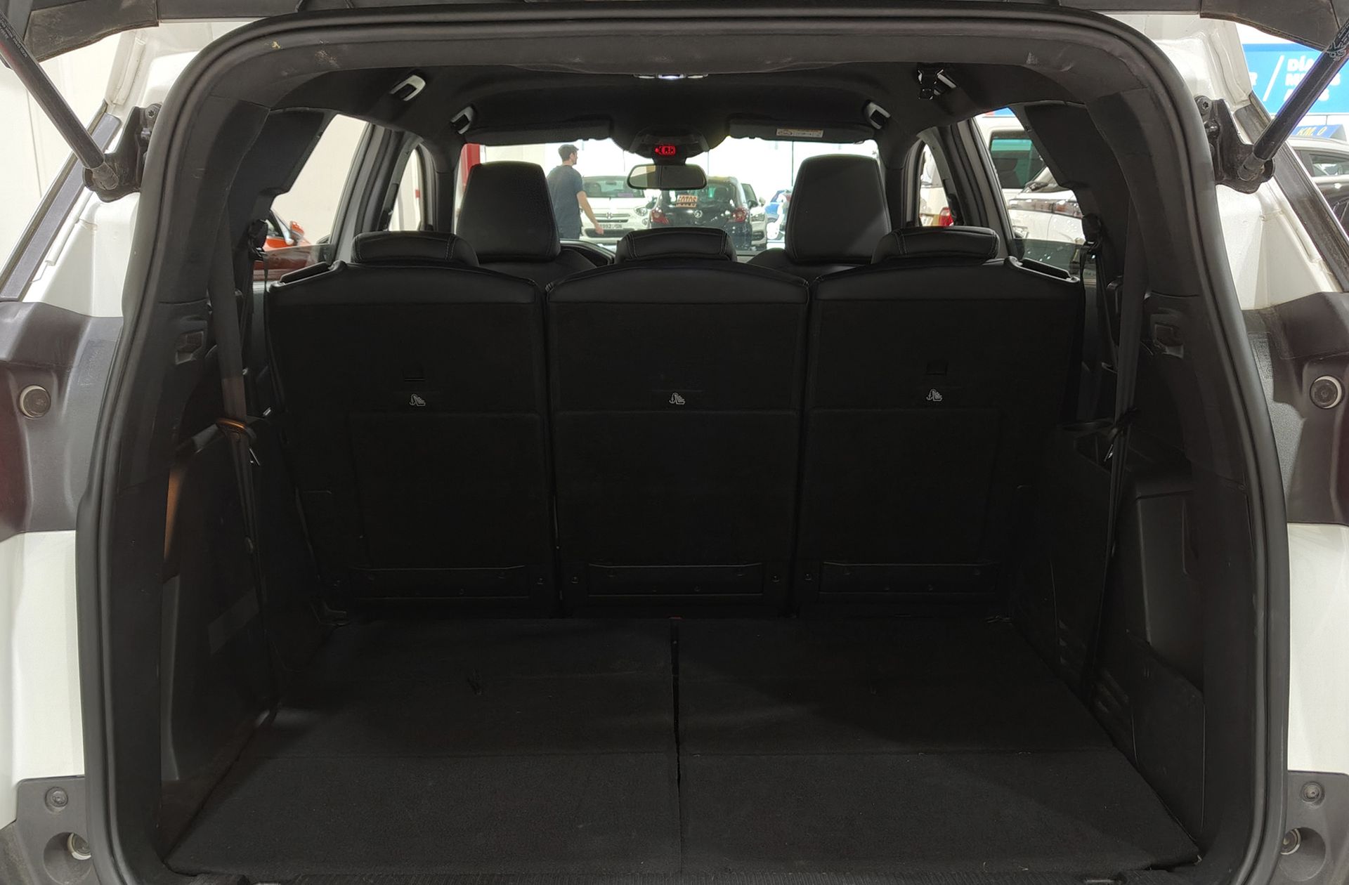 Peugeot 5008 PureTech 130 Allure Pack 7 plazas - foto 19